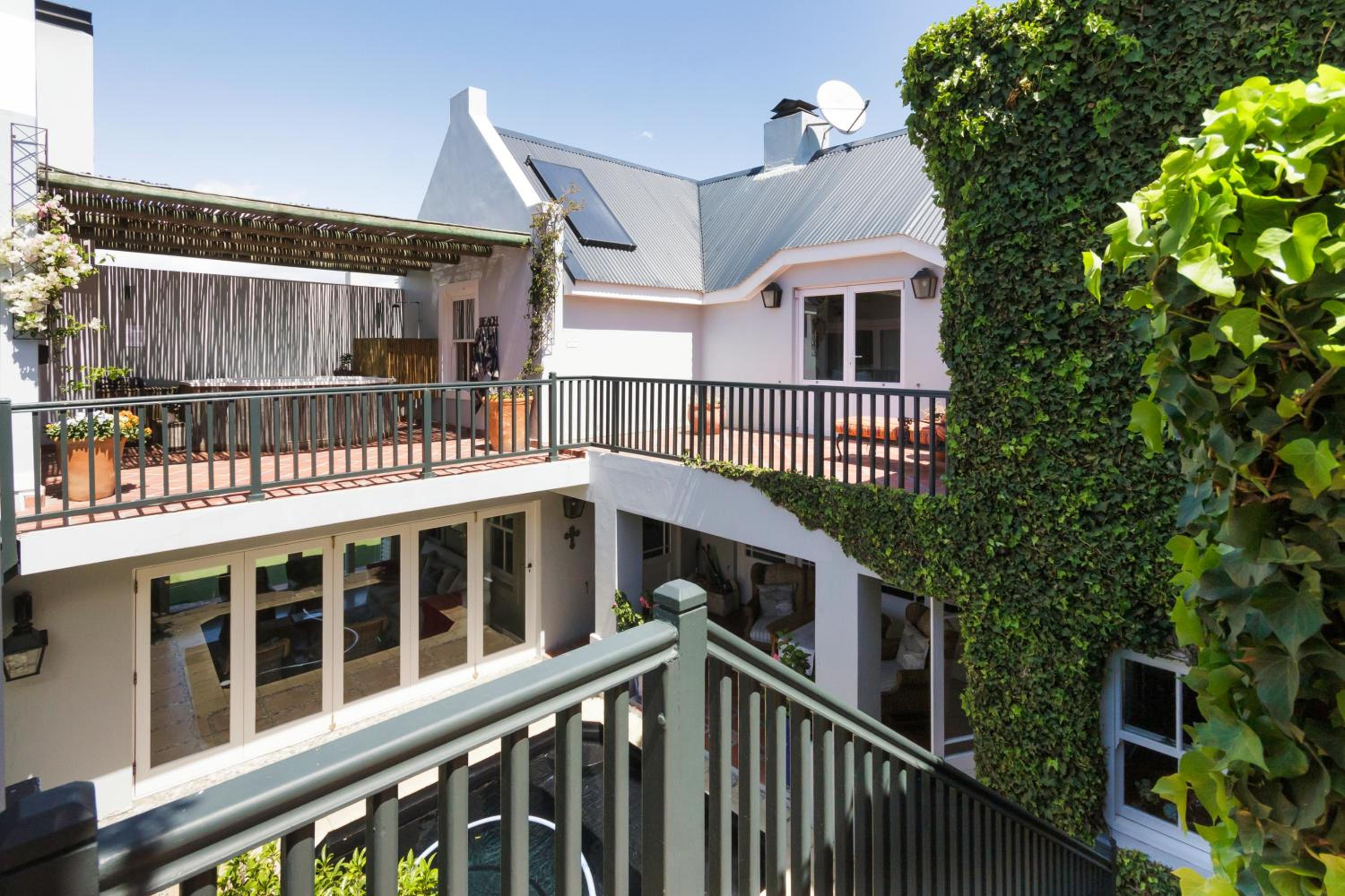 Strand Beach Lodge