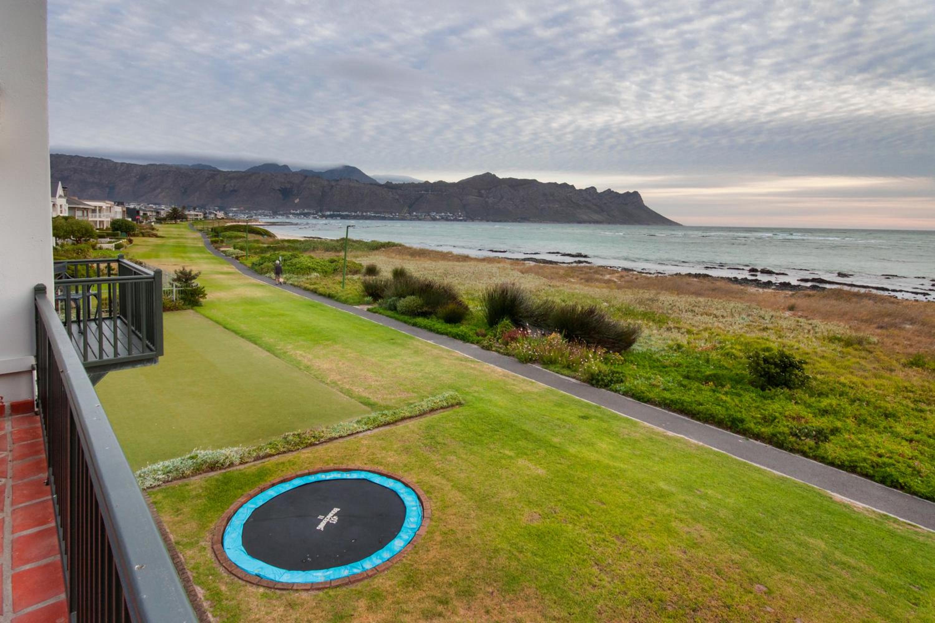 Strand Beach Lodge