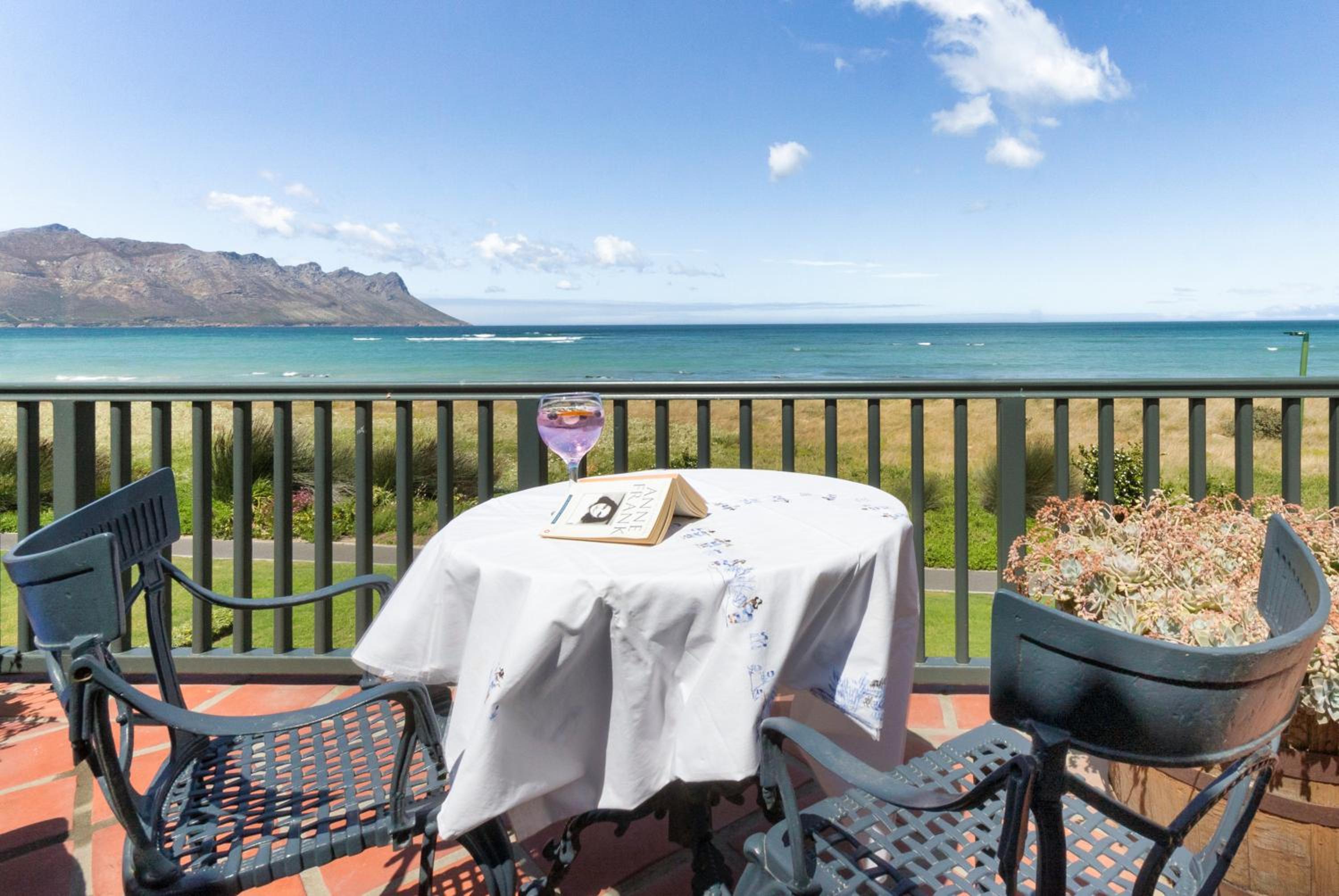 Strand Beach Lodge