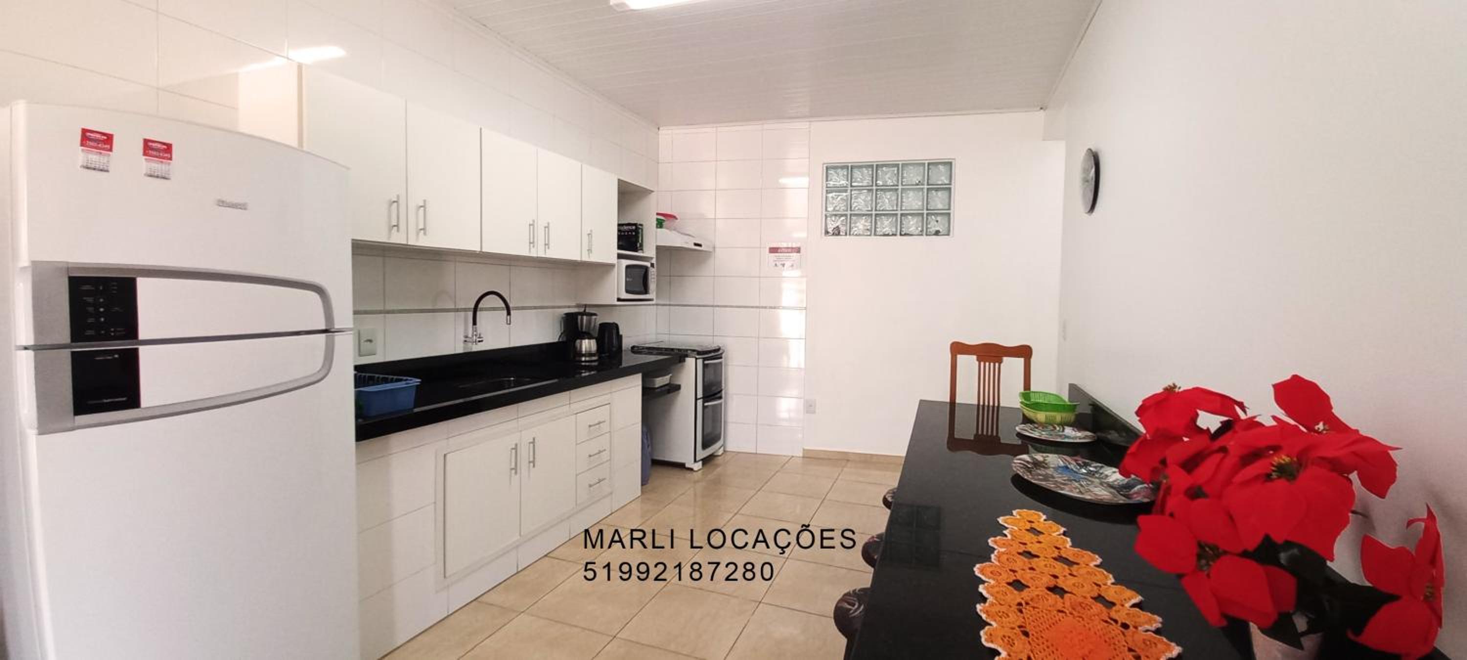 Casa com piscina, Ar condicionado, Pertinho Do Mar Em Capão Da Canoa
