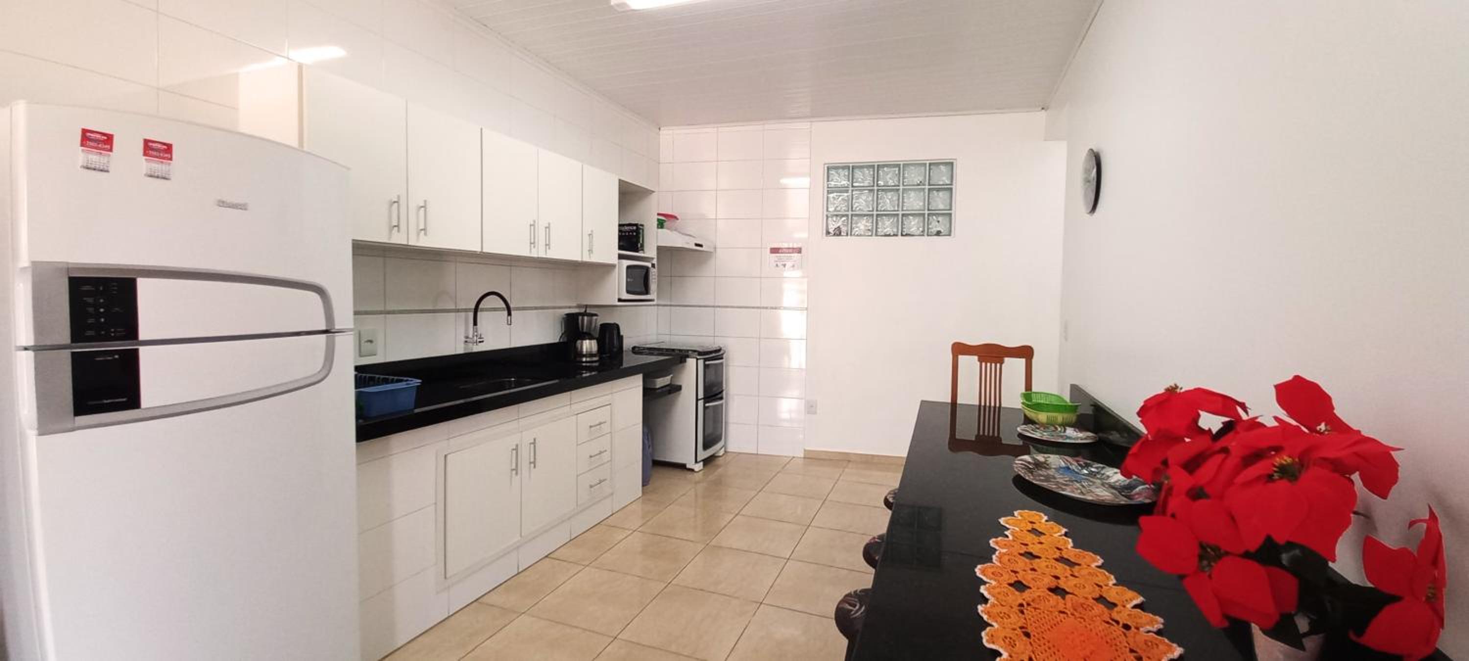 Casa com piscina, Ar condicionado, Pertinho Do Mar Em Capão Da Canoa