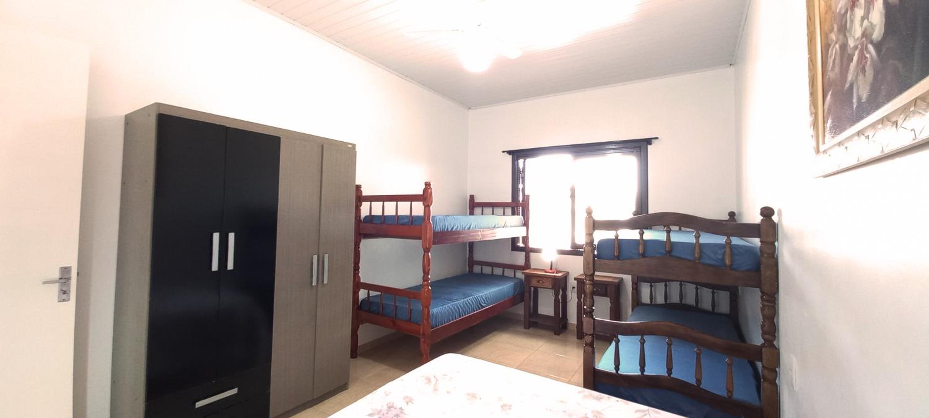 Casa com piscina, Ar condicionado, Pertinho Do Mar Em Capão Da Canoa