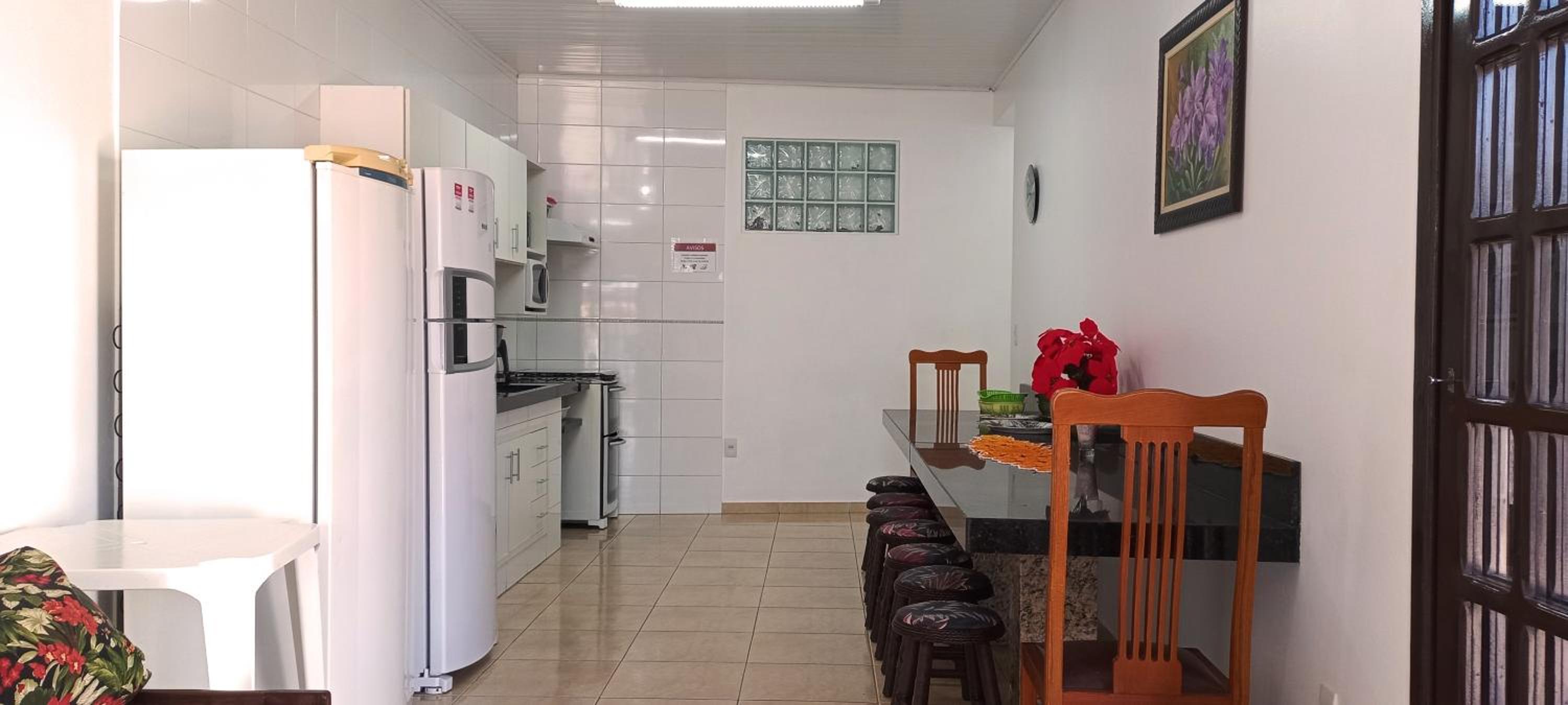 Casa com piscina, Ar condicionado, Pertinho Do Mar Em Capão Da Canoa