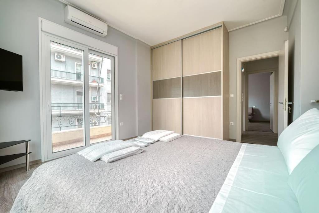 Charming Contemporary 2 bedroom apartment
