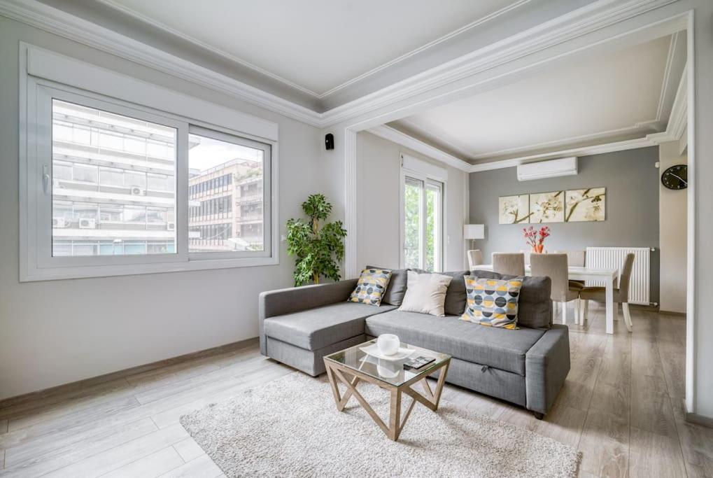 Charming Contemporary 2 bedroom apartment