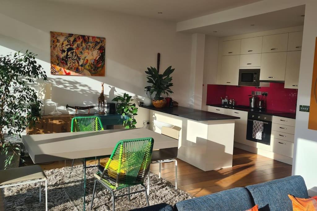 Luxurious flat sunny, quiet, design, lift, balcony