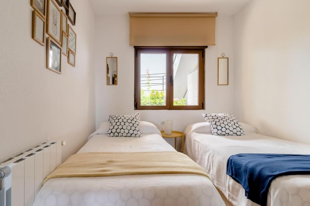 Casa de Las Flores - Apartamento con jardín privado frente a la Playa de Comillas view 5