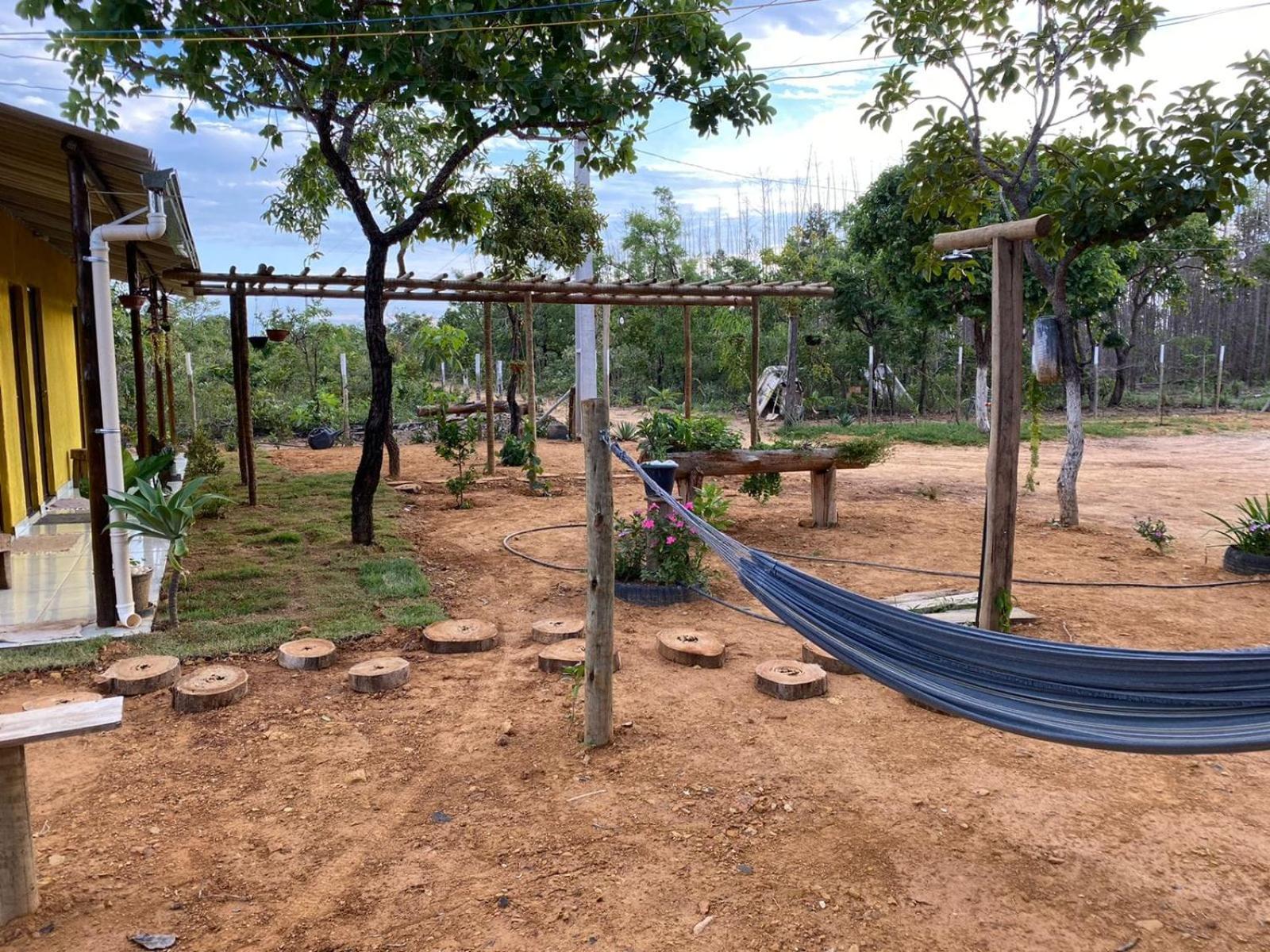 Pousada Sitio do Terrão a 500 metros da BR 040 e a 10 minutos da Prainha