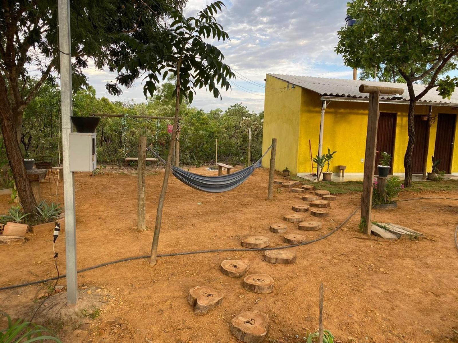 Pousada Sitio do Terrão a 500 metros da BR 040 e a 10 minutos da Prainha