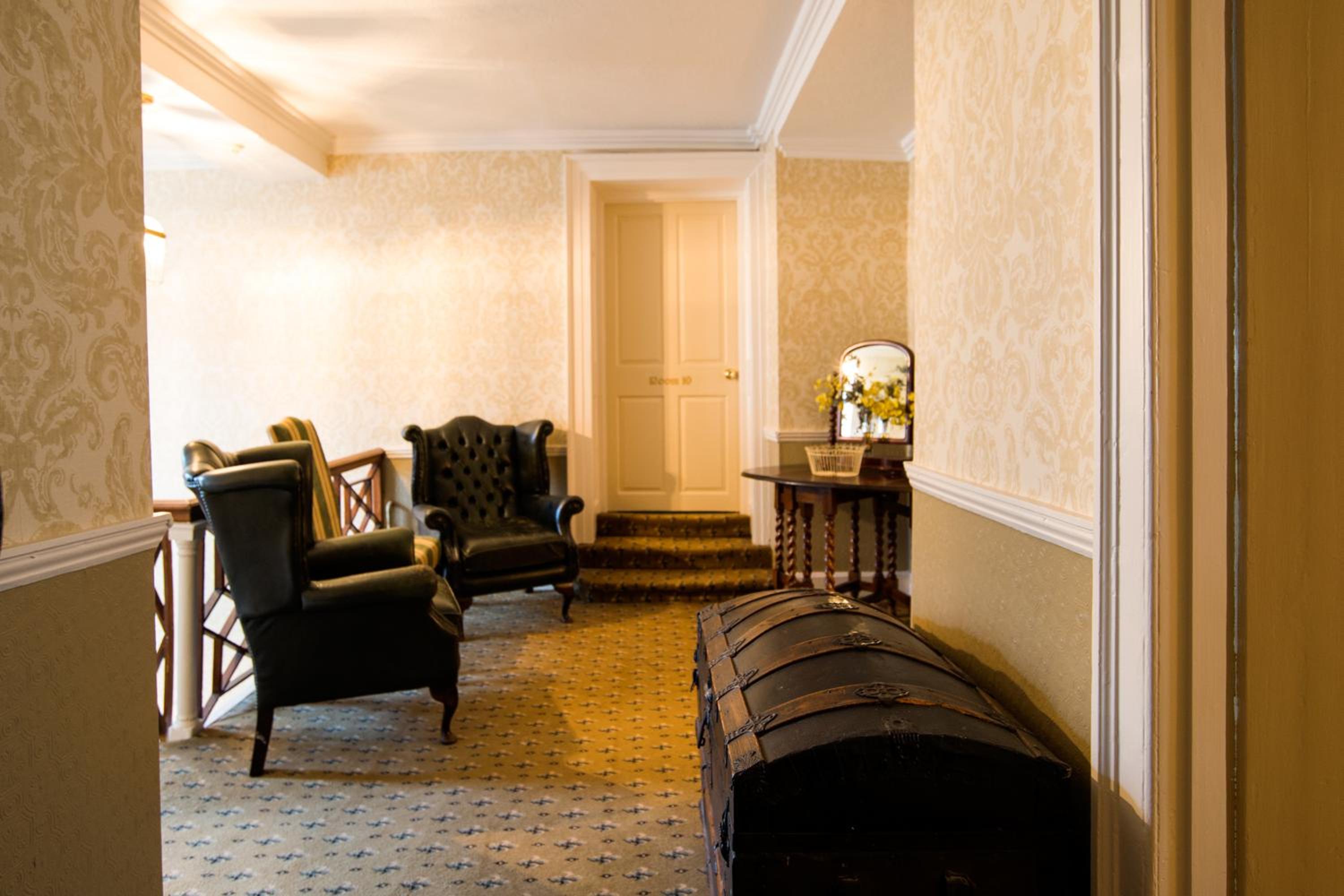 Bishopsgate House Hotel