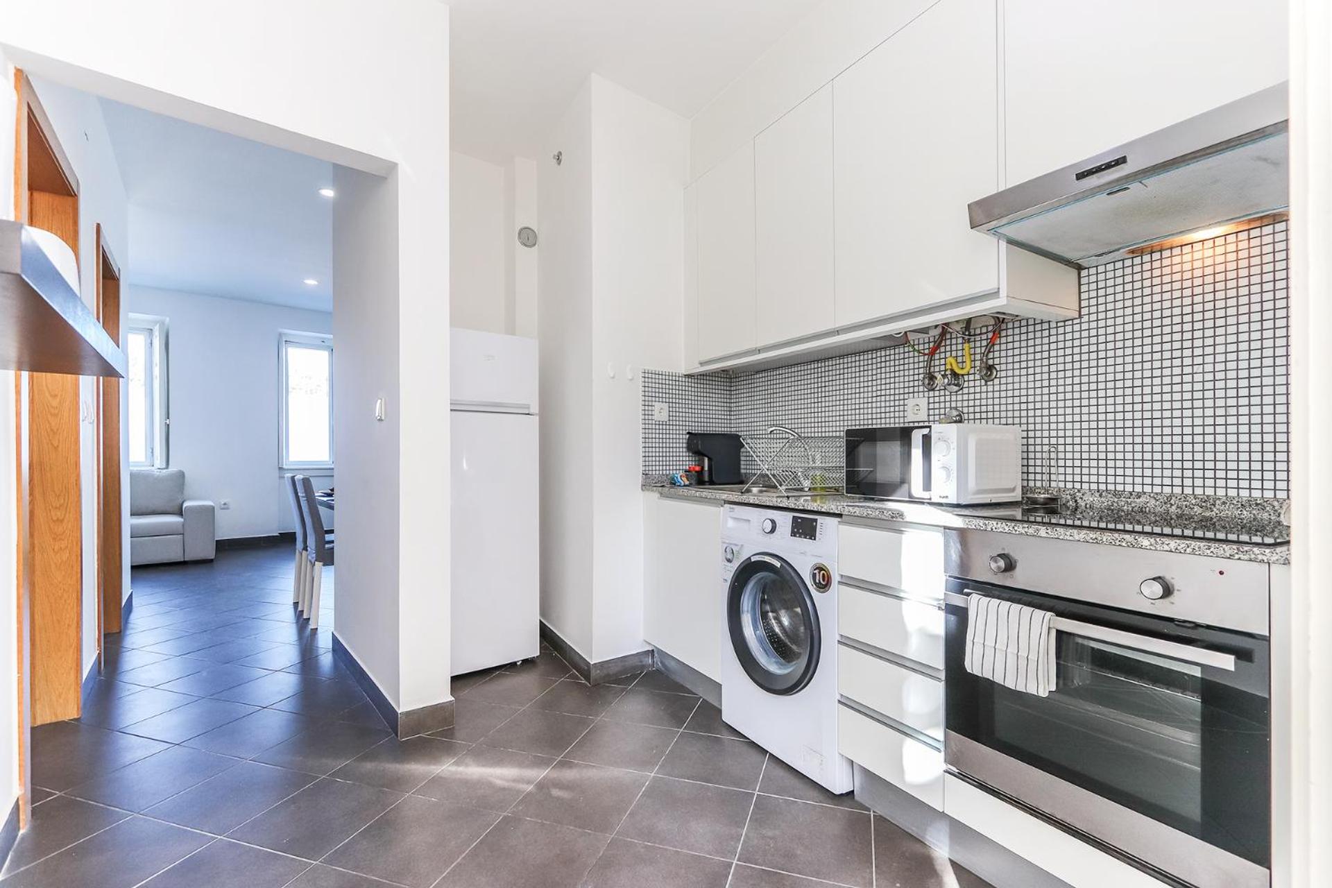 Vita Portucale ! Concept Apartment Campo Ourique view 5