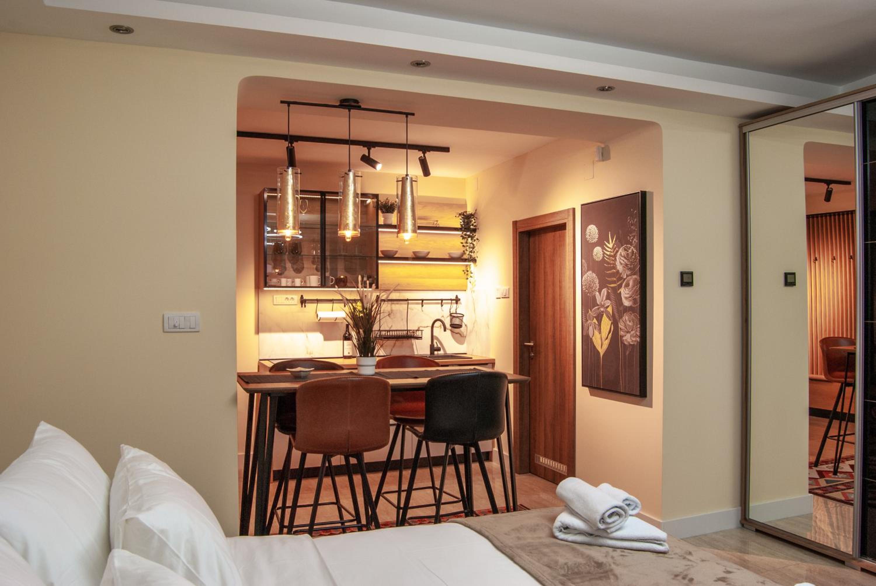 N10 Apartment view 2