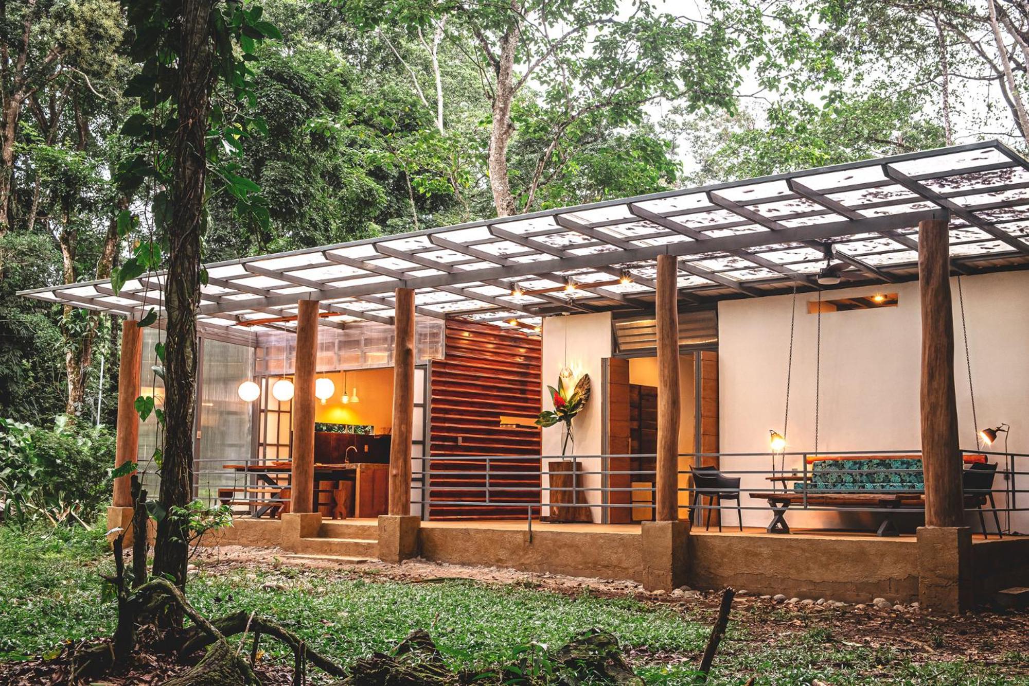Villa Laurel - Comfort Jungle villa with AC