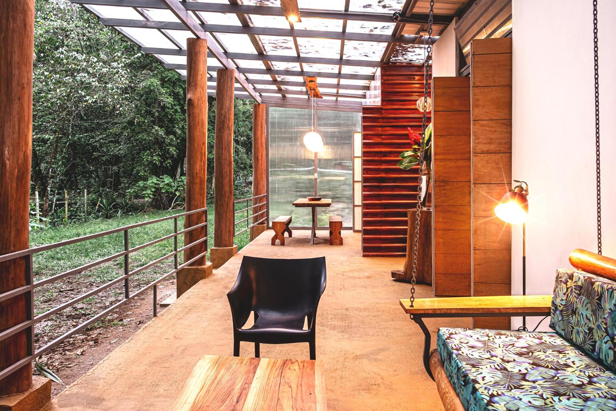 Villa Laurel - Comfort Jungle villa with AC