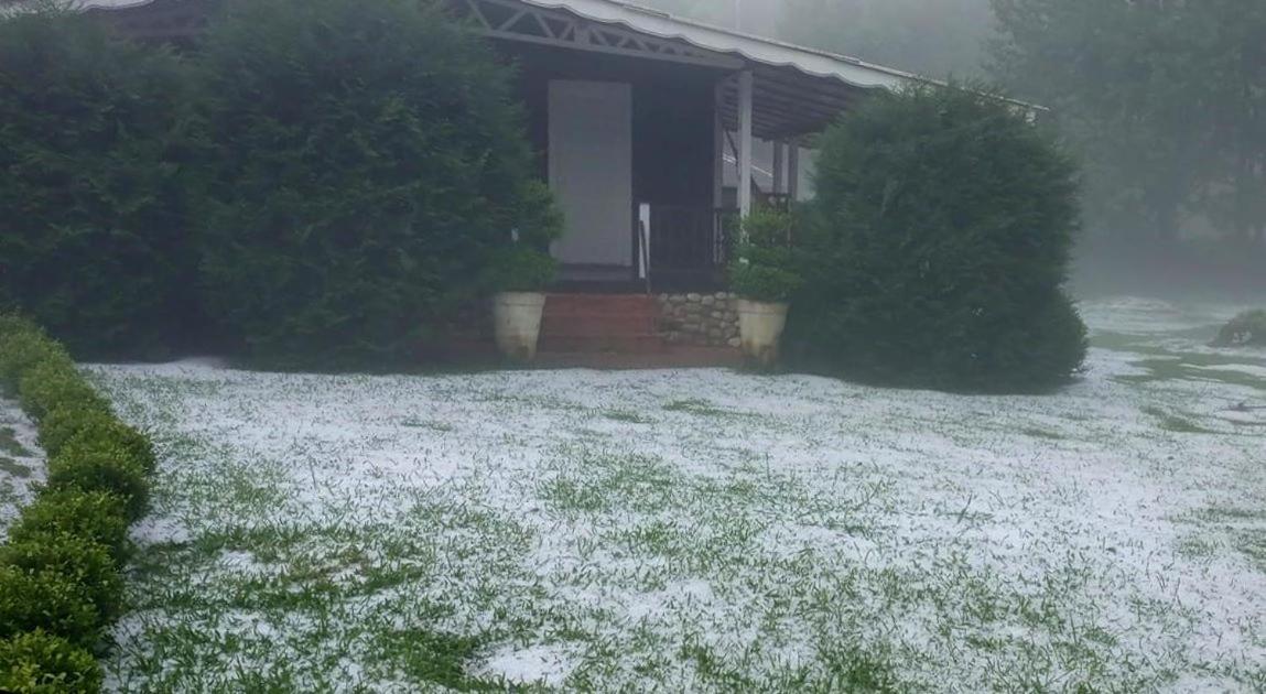 CASA EM CONDOMÍNIO