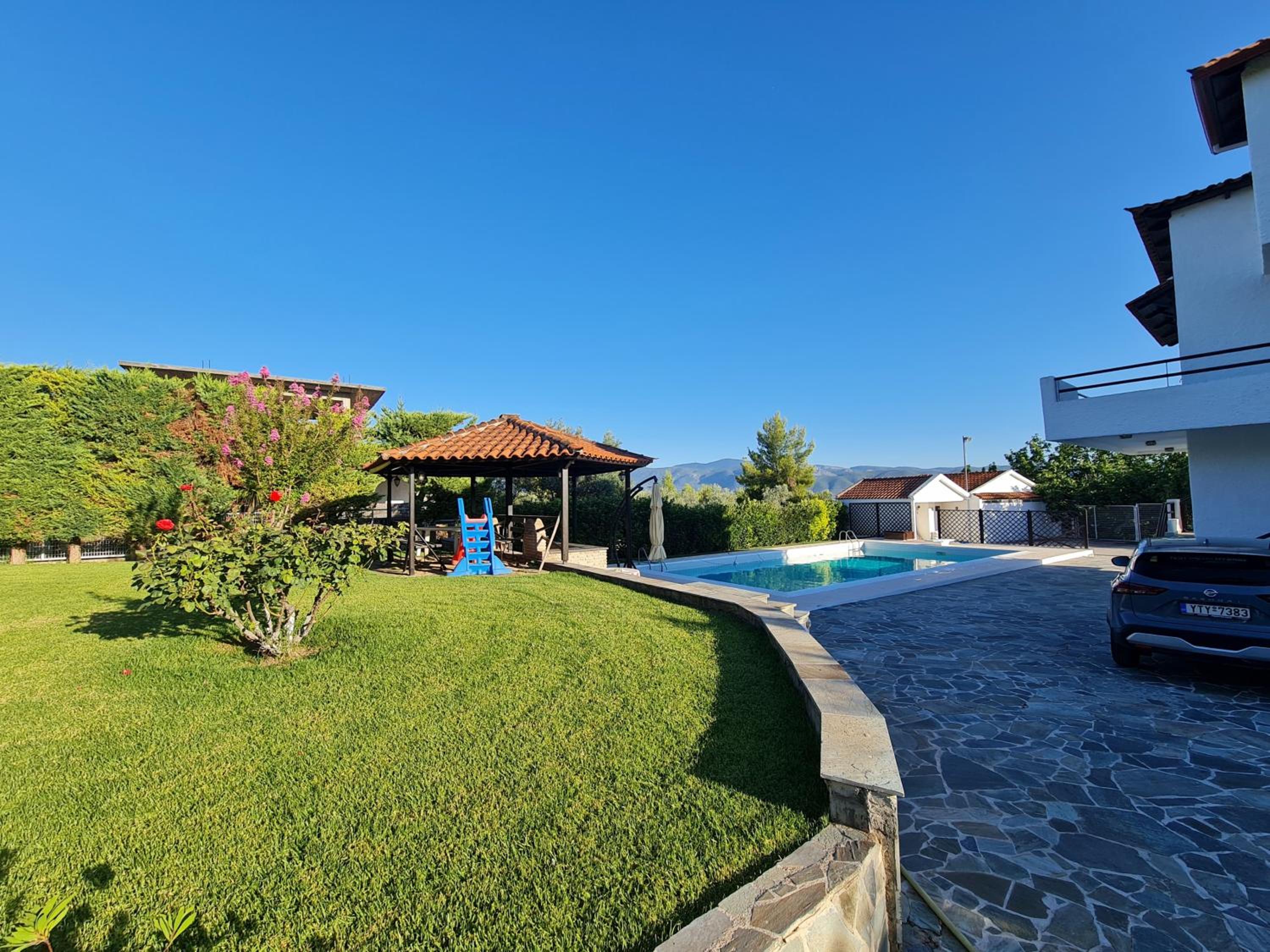 Villa ChrysPa Attica