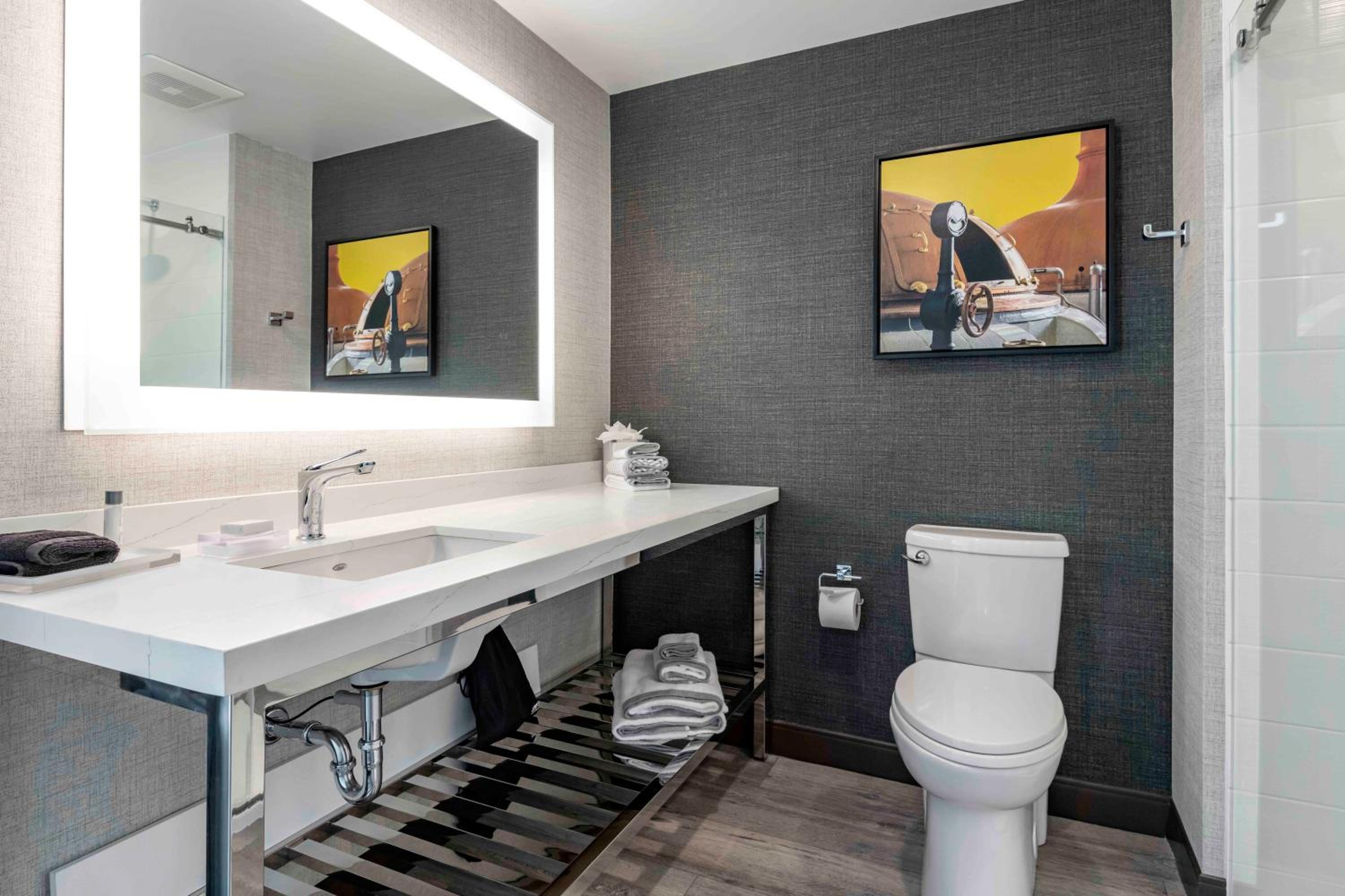 Portland Vacations - Cambria Hotel Portland Downtown Old Port - Property Image 56