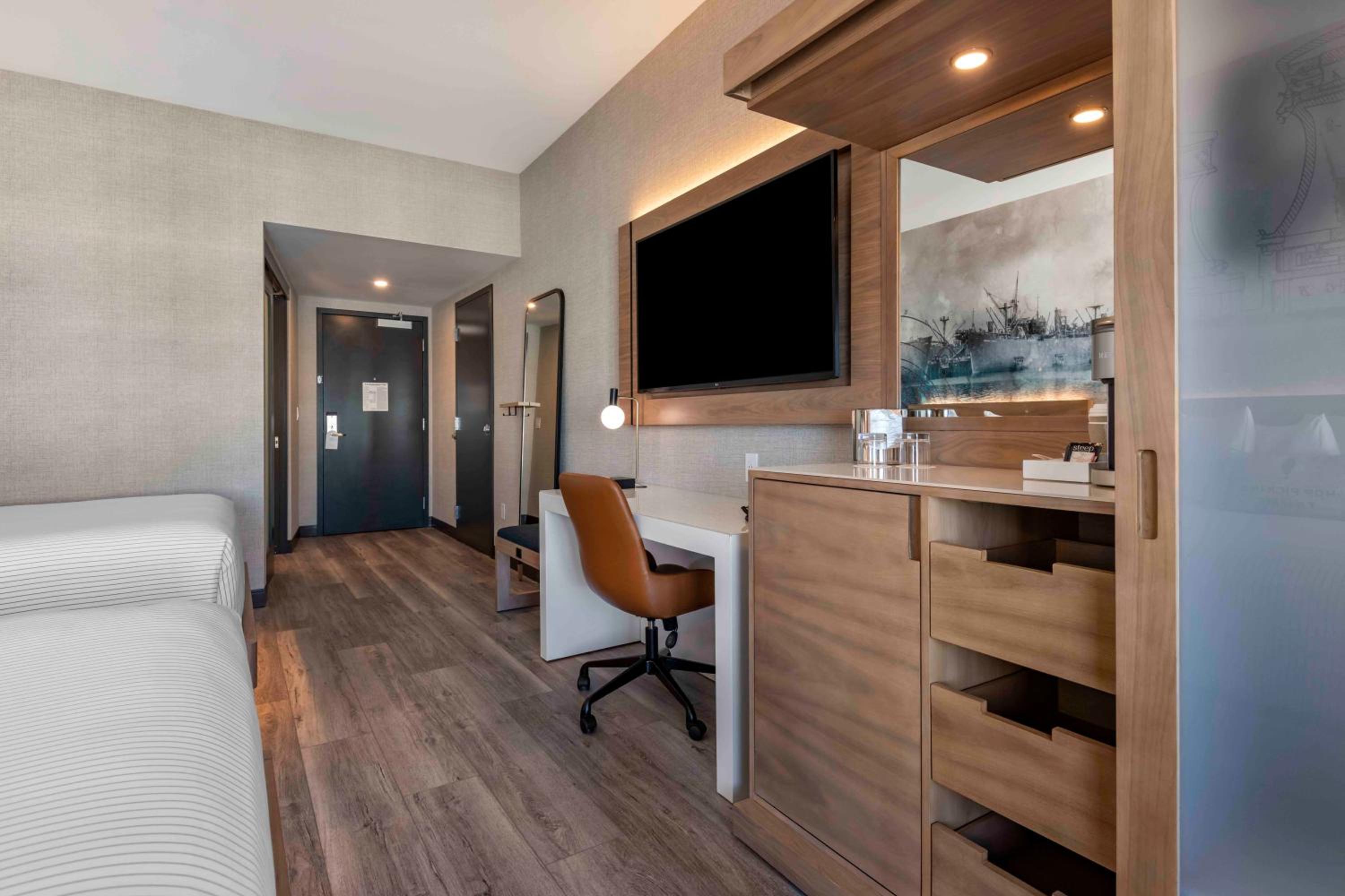 Portland Vacations - Cambria Hotel Portland Downtown Old Port - Property Image 116