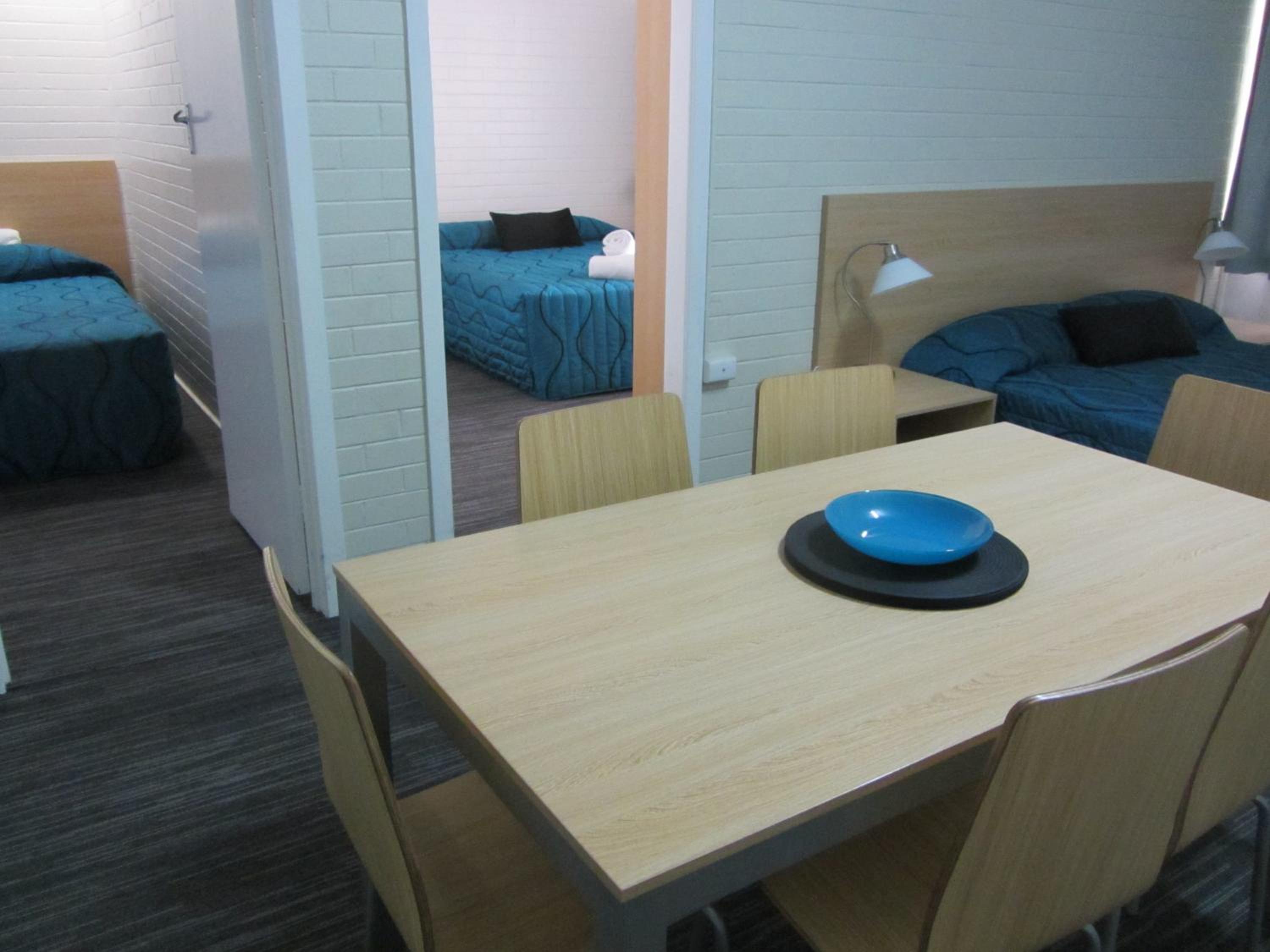 Urangan Motor Inn