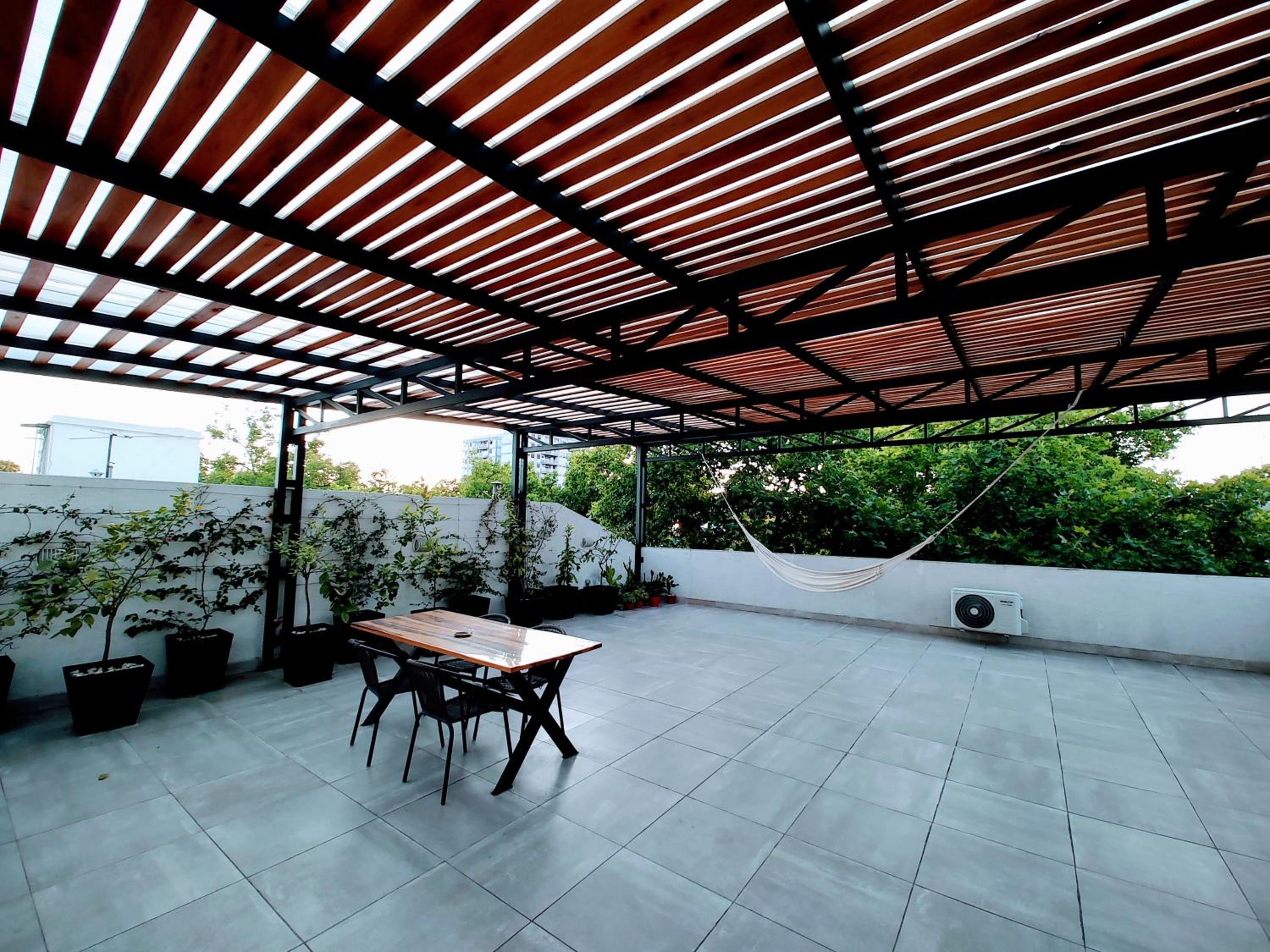 La Terraza Apartment: lujoso, amplio y ubicado en microcentro.