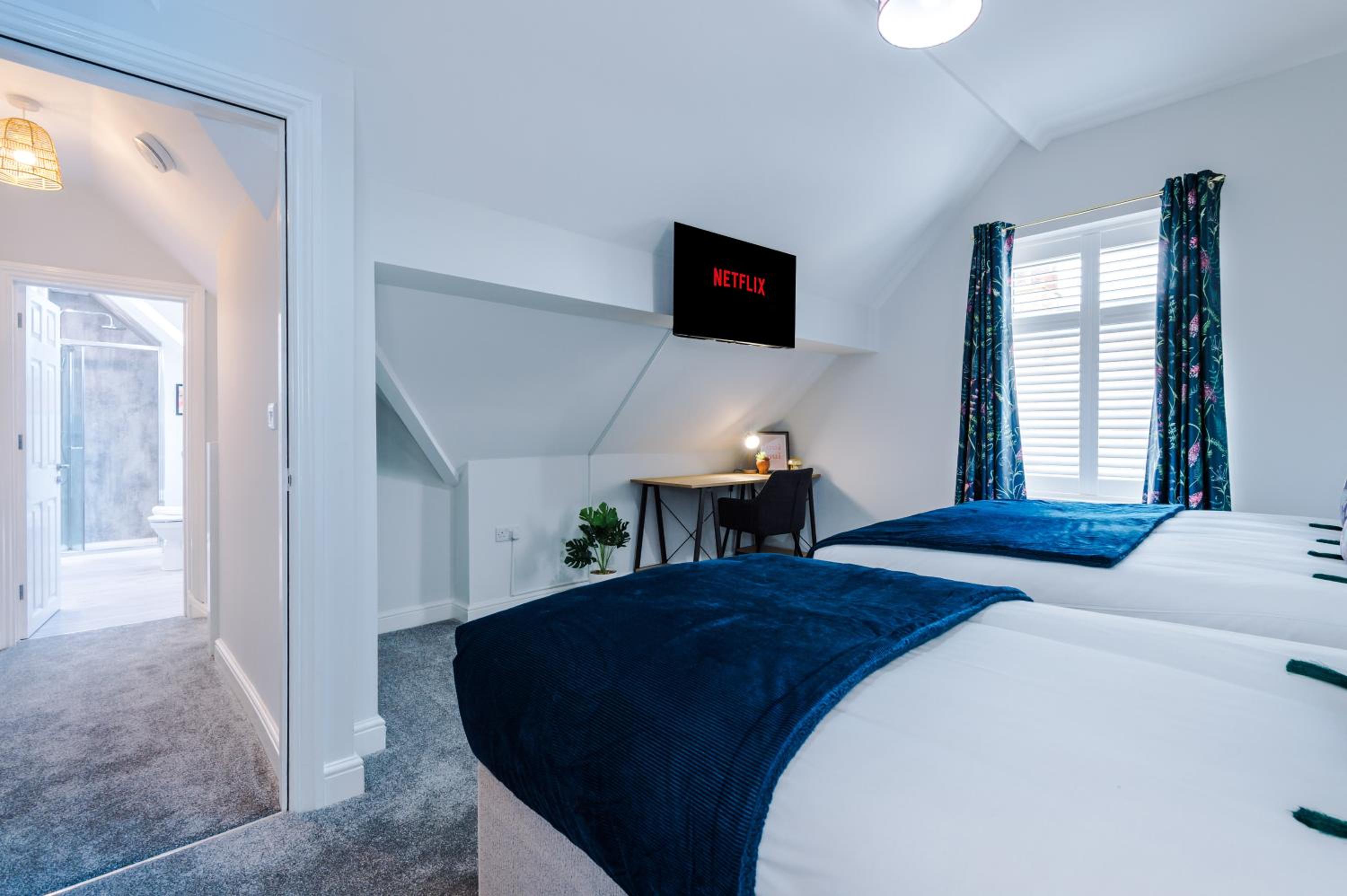 Parkview Place Serviced Apartment view 3