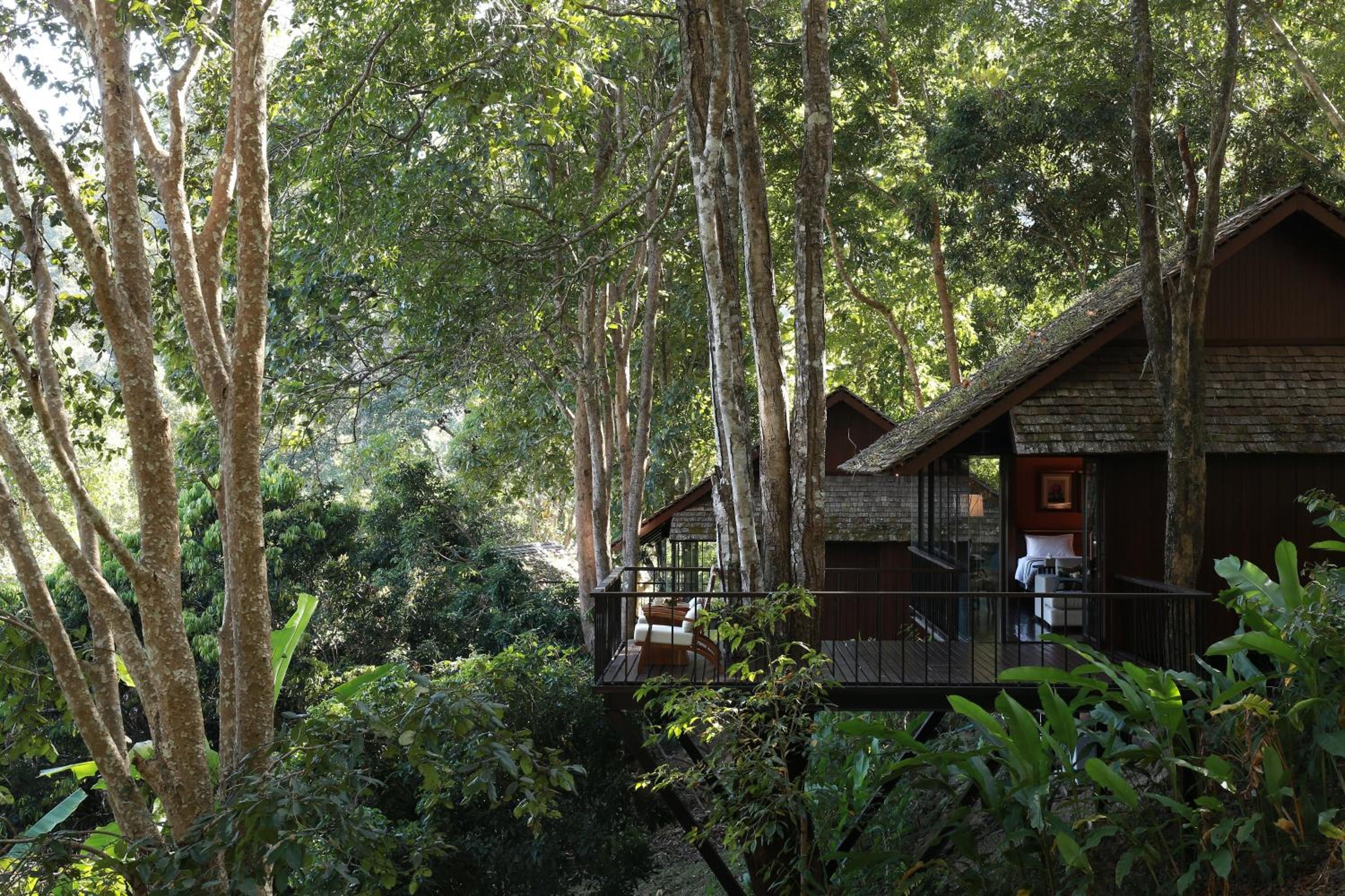 Vanilla hill (hill lodge)