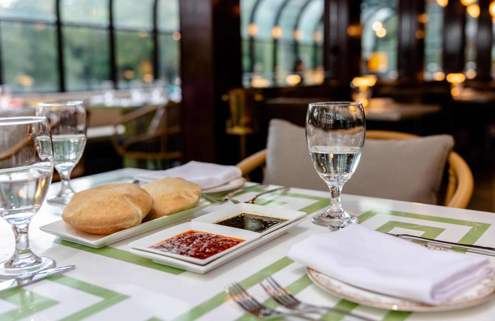 Chateau Merrimack Hotel & Spa
