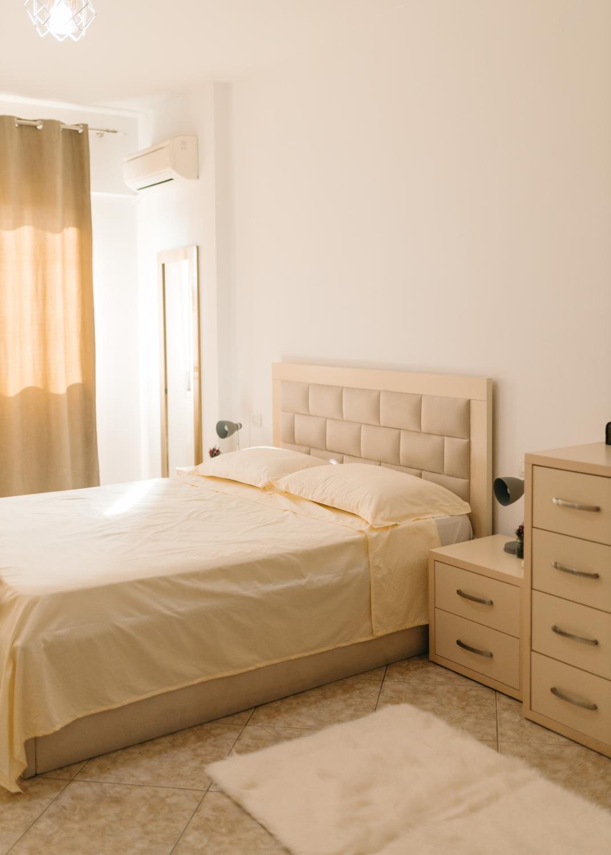 Rs Place 1-Bedroom Apartment