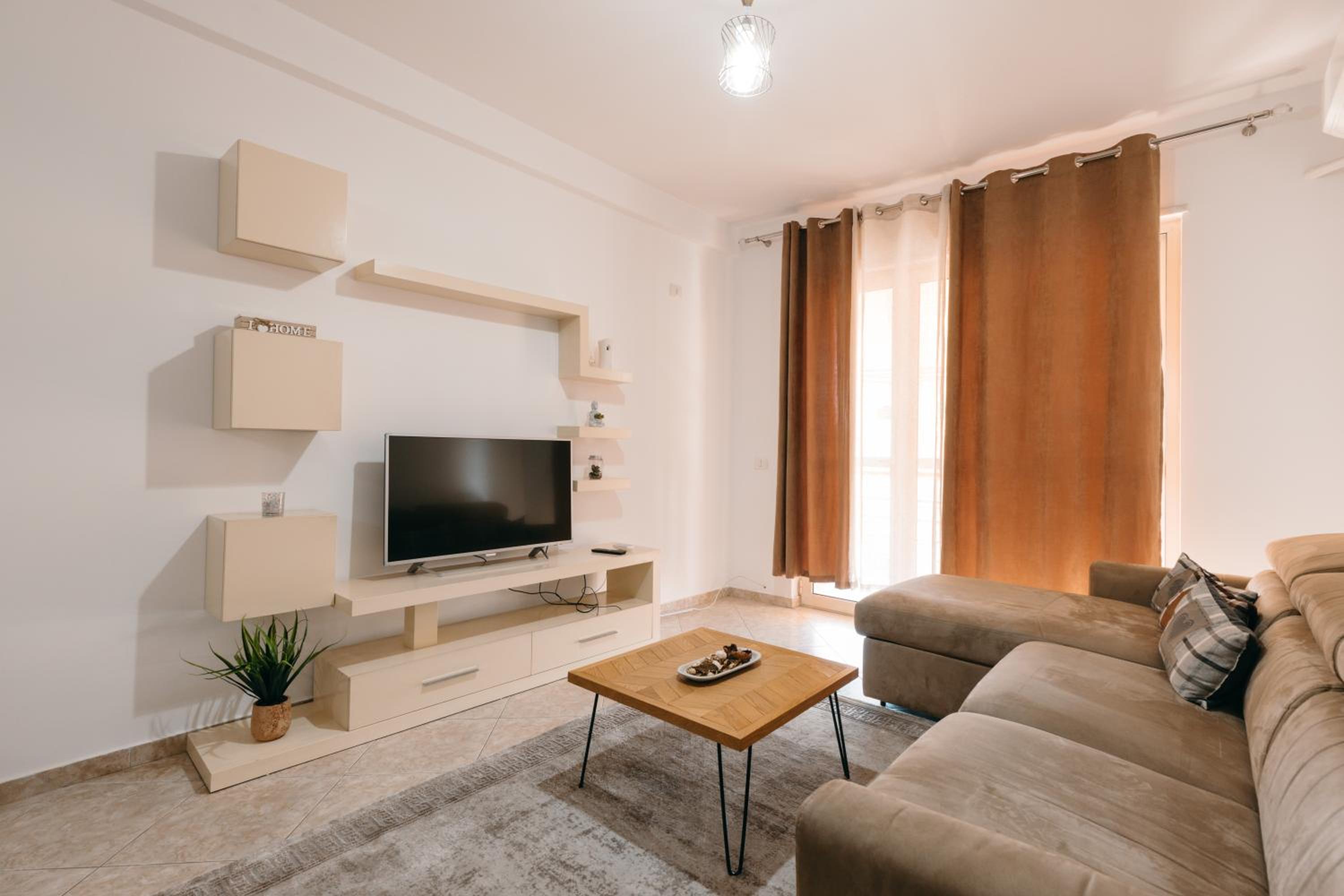 Rs Place 1-Bedroom Apartment