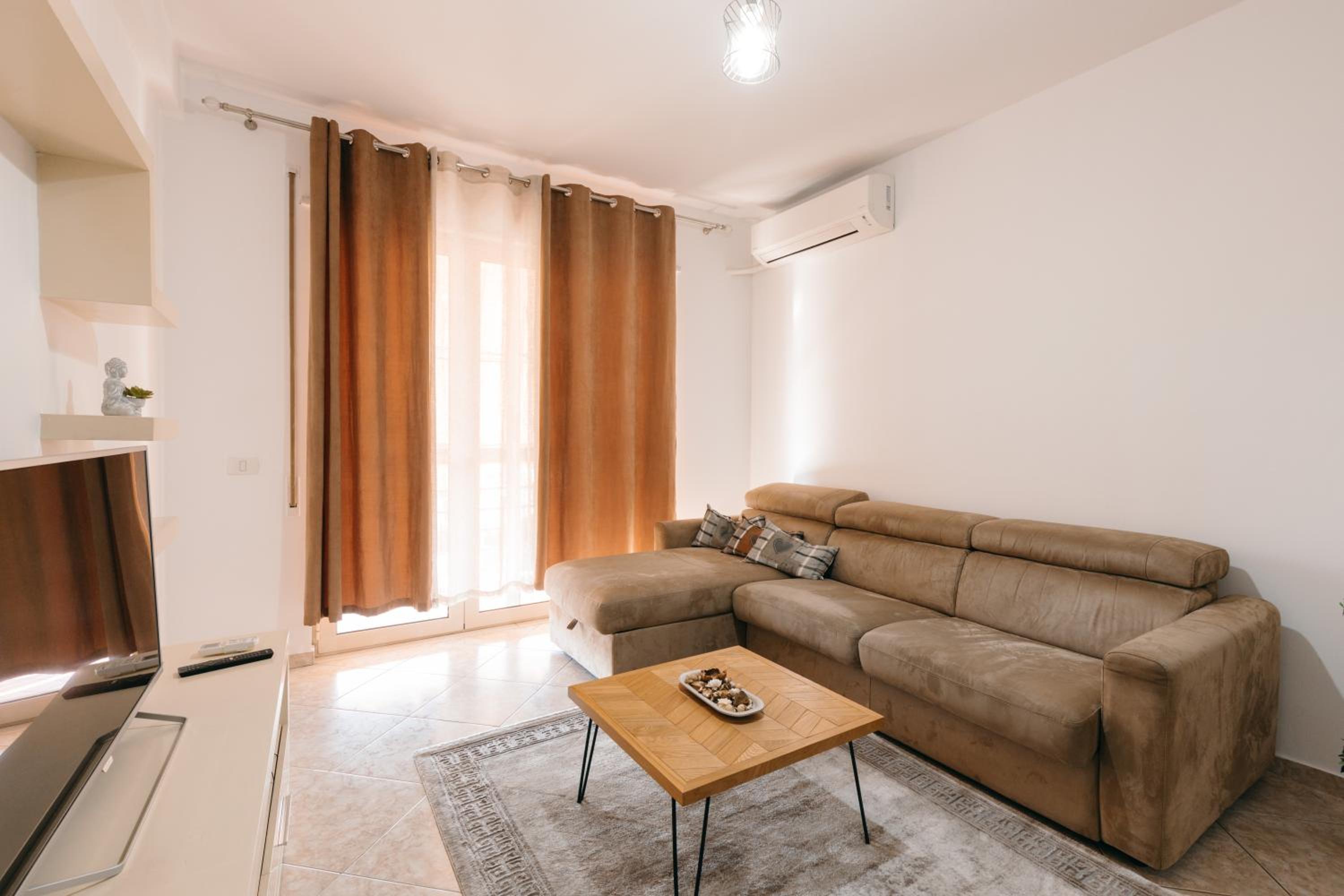 Rs Place 1-Bedroom Apartment