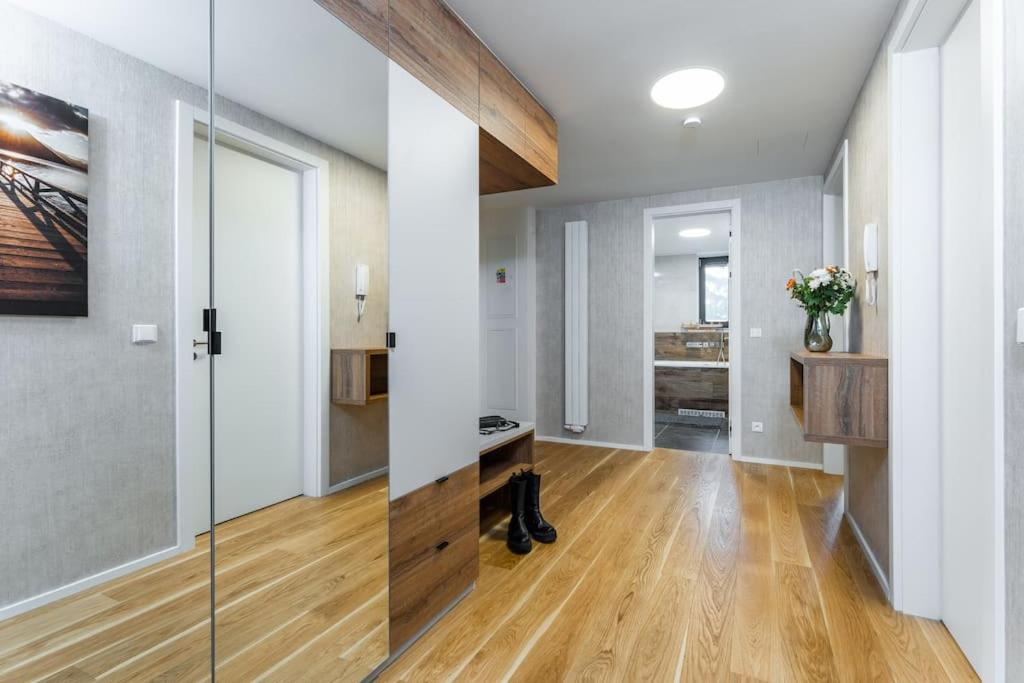 Apartament I313 Molo Lipno with private wellness