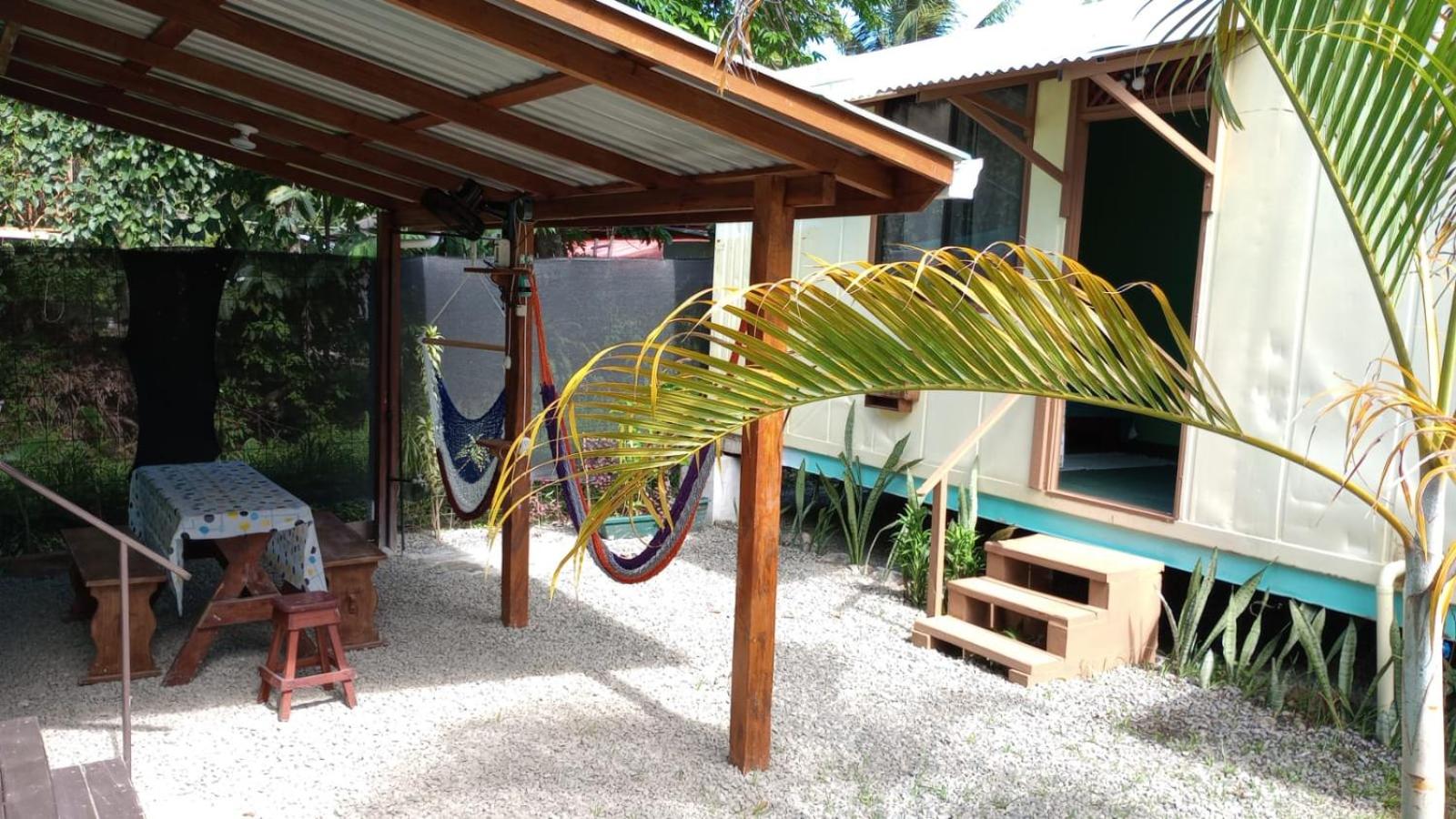 Container House Cahuita