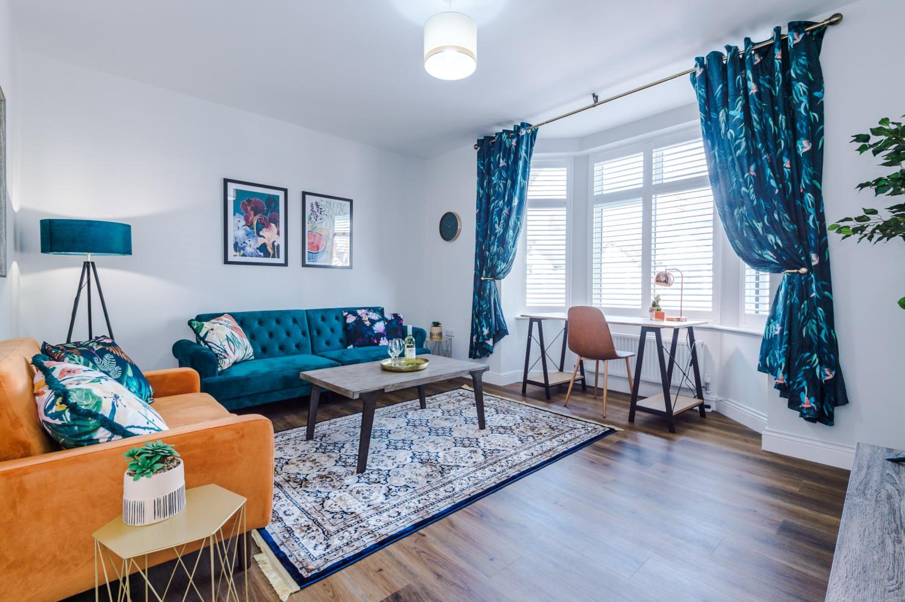Westwood Lodge Serviced Apartment view 4