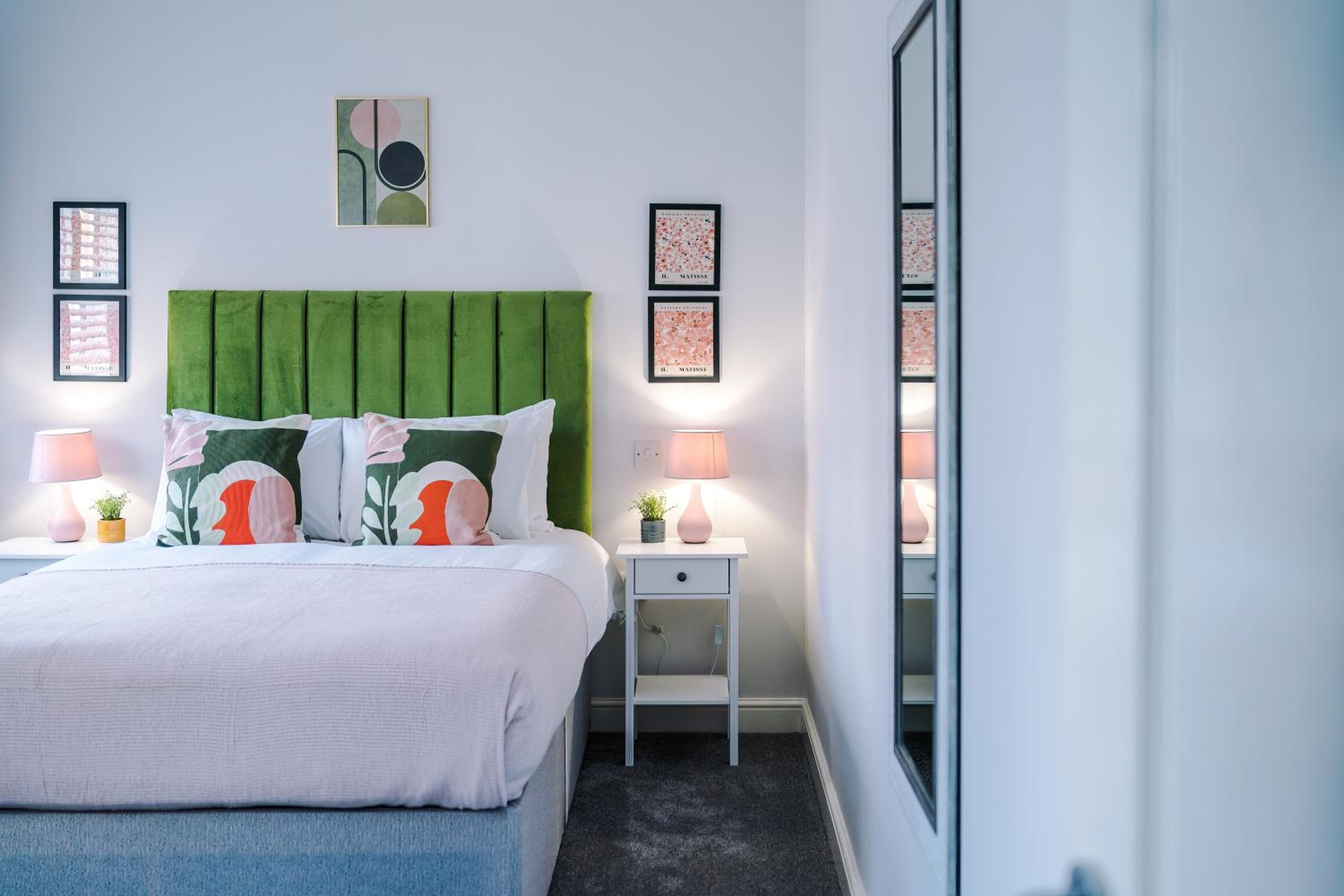 Beechwood Lodge Serviced Apartment view 4