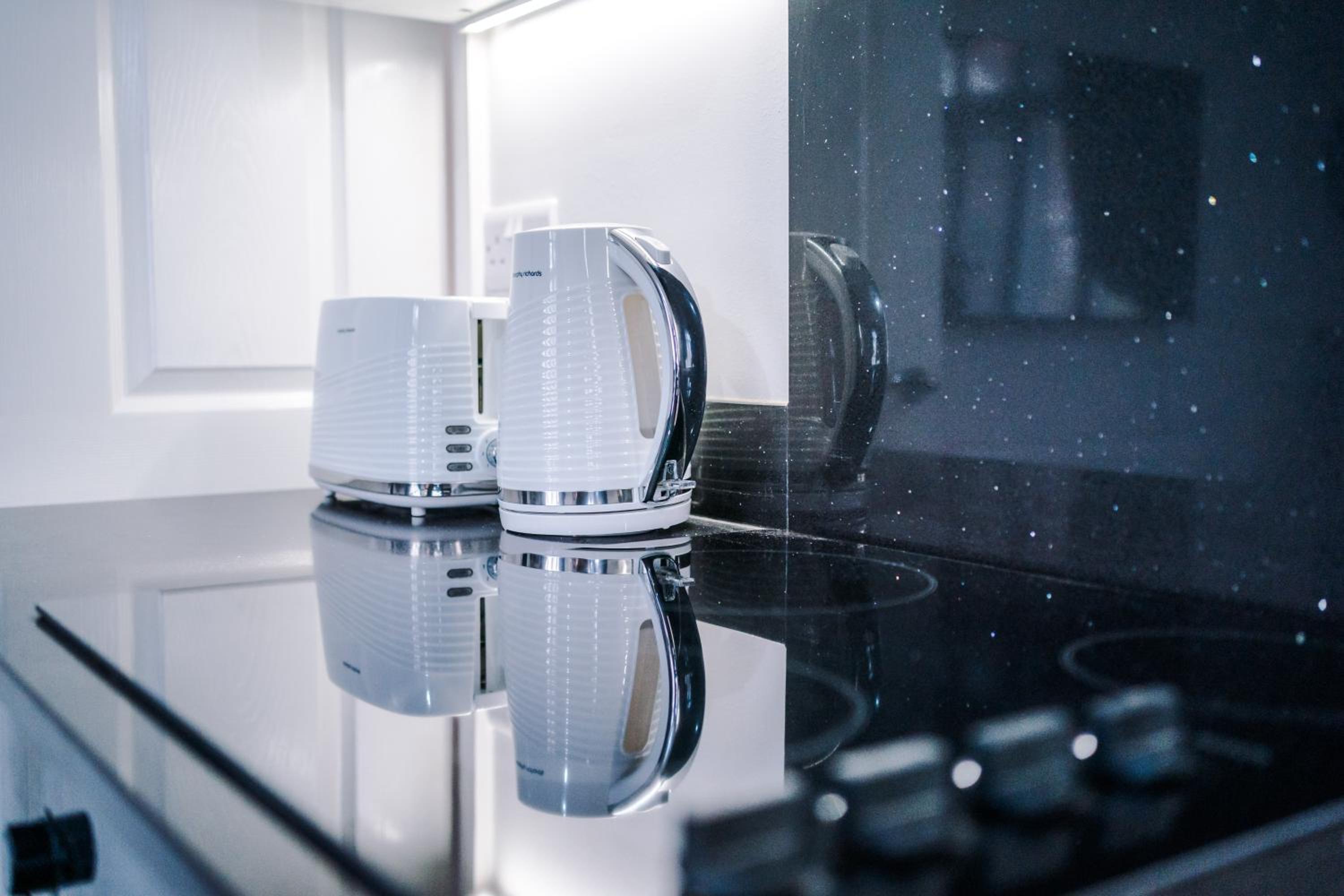 Hearsall Place Serviced Apartment