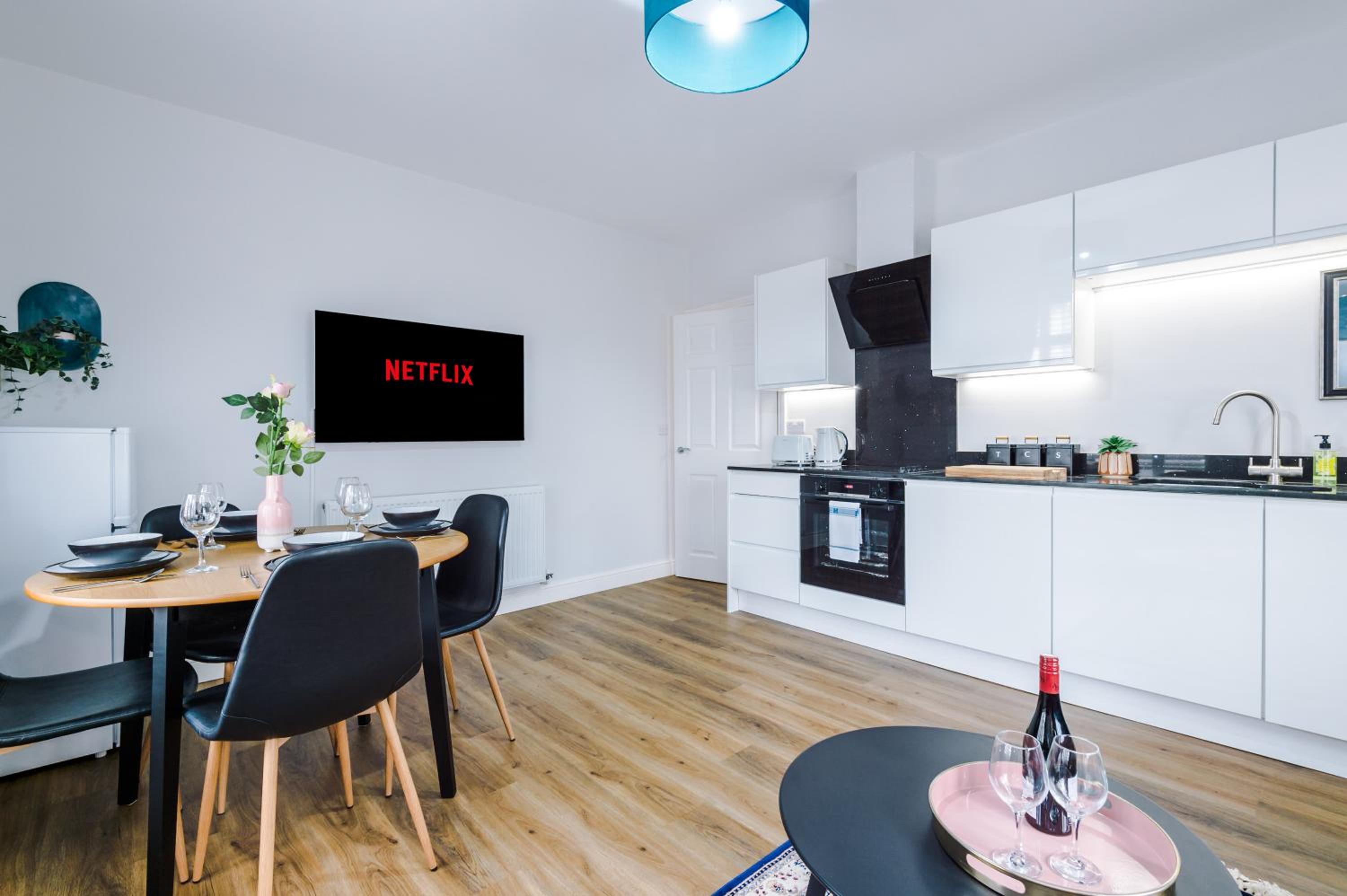 Hearsall Place Serviced Apartment