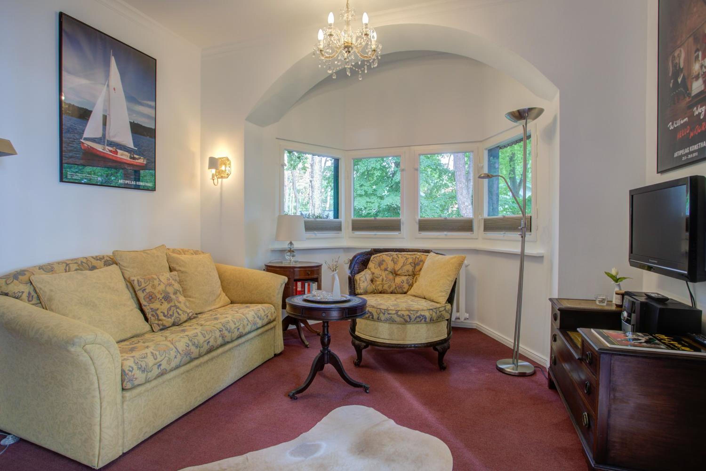 Strandvilla Hubertus Boltenhagen - Ferienwohnungen Apartment mit Parkplatz WLAN Küche Garten Grillplatz Waldbaden