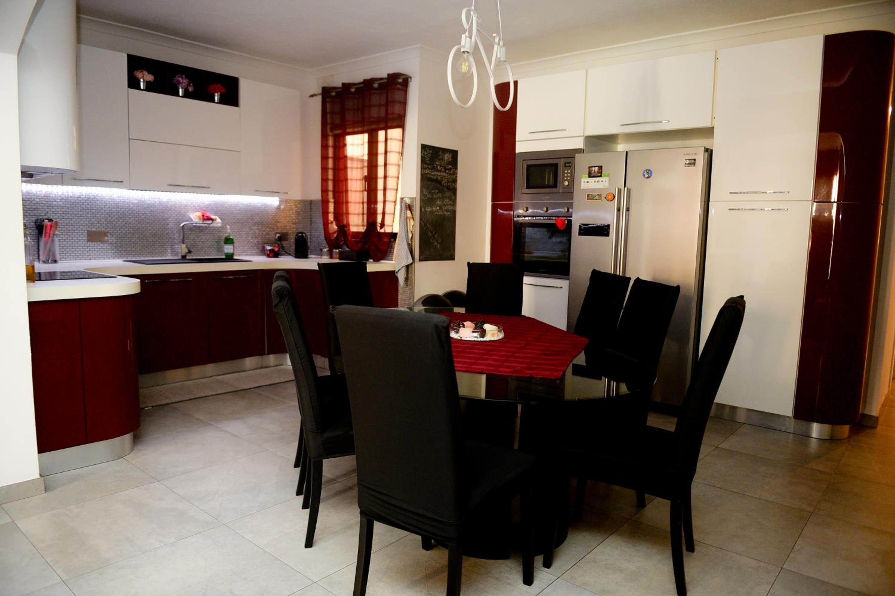 Modern and Homely Apartment in Marsaskala view 3