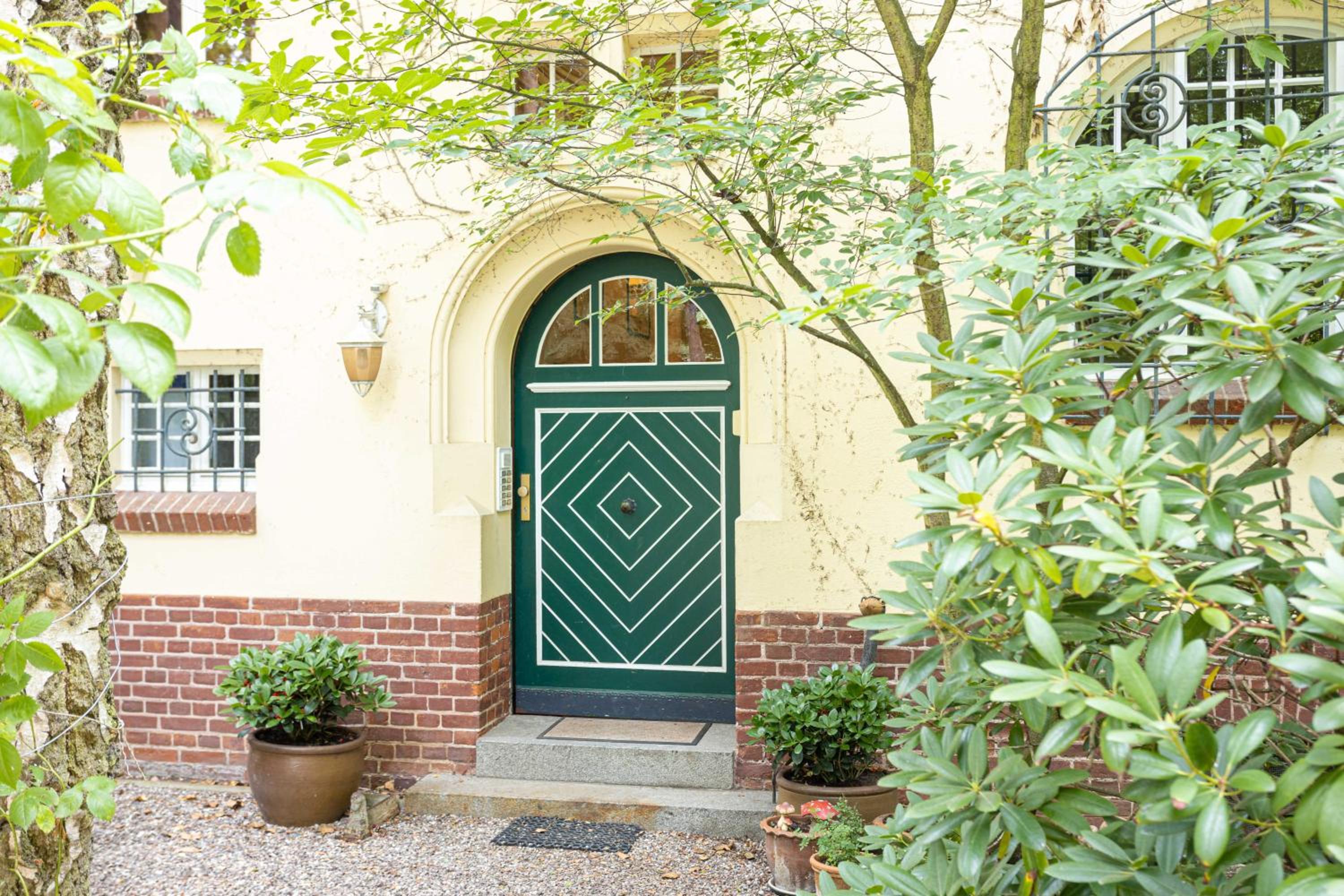 Strandvilla Hubertus Boltenhagen - Ferienwohnungen Apartment mit Parkplatz WLAN Küche Garten Grillplatz Waldbaden