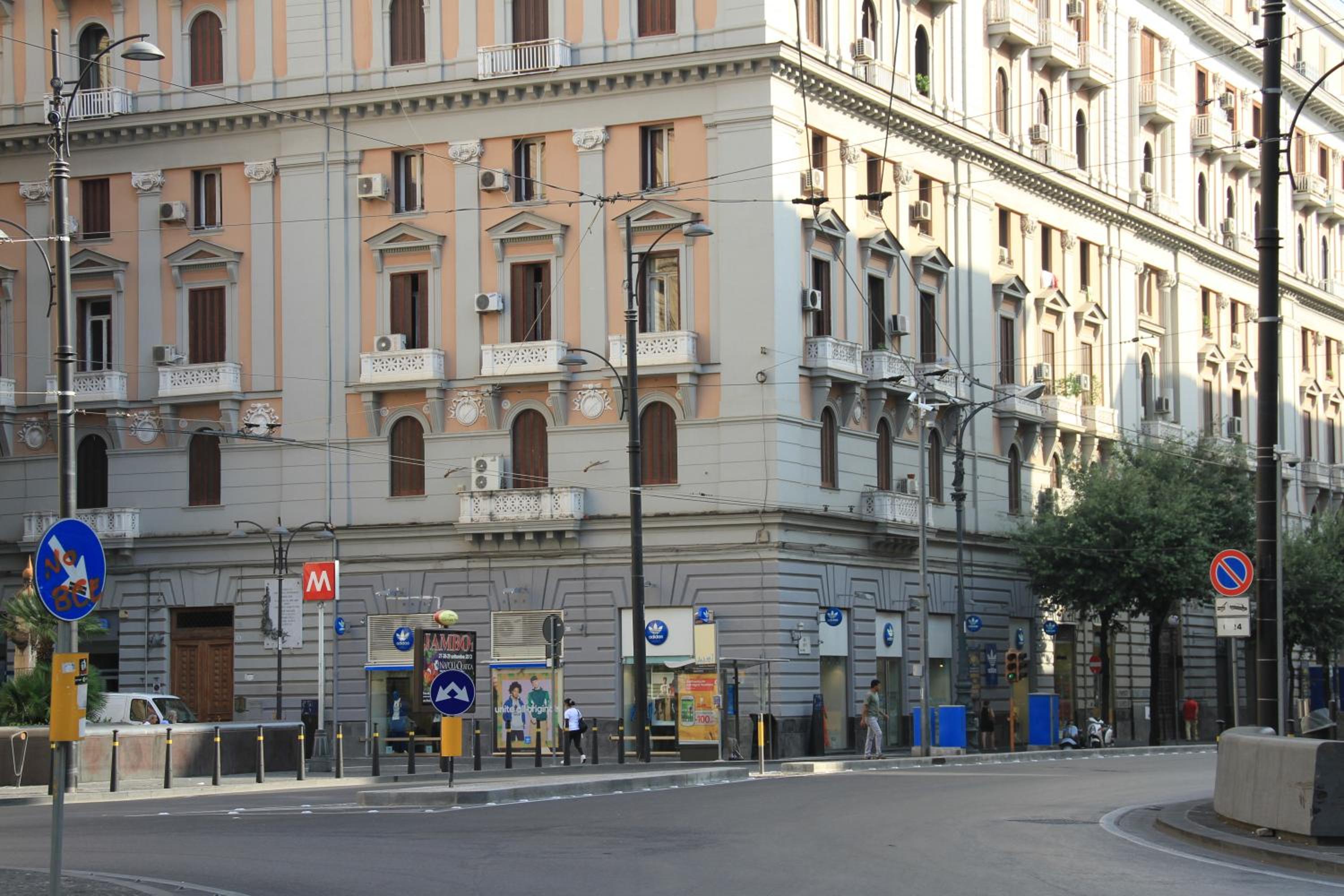 Bovio Modern Suite