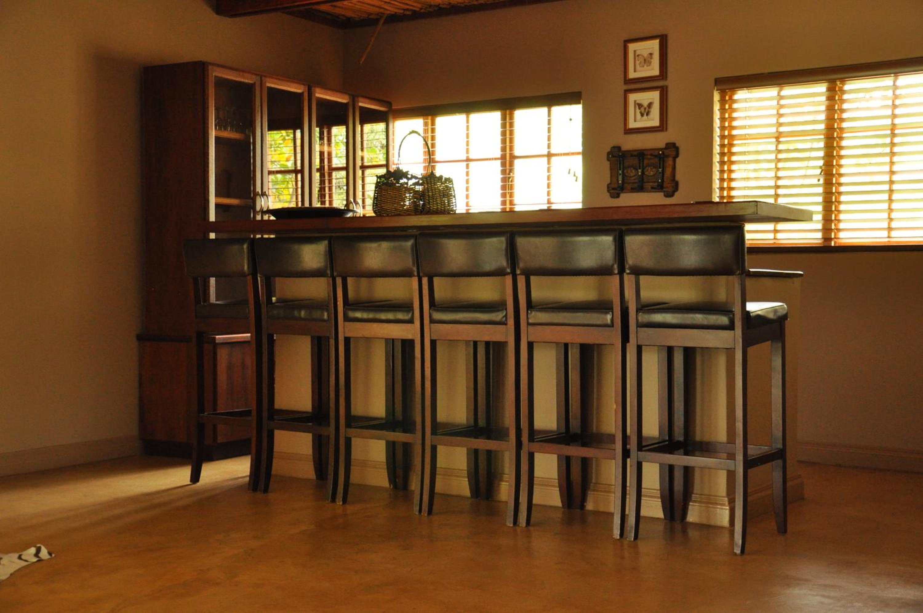 Ukutula Lodge & Game Reserve 9