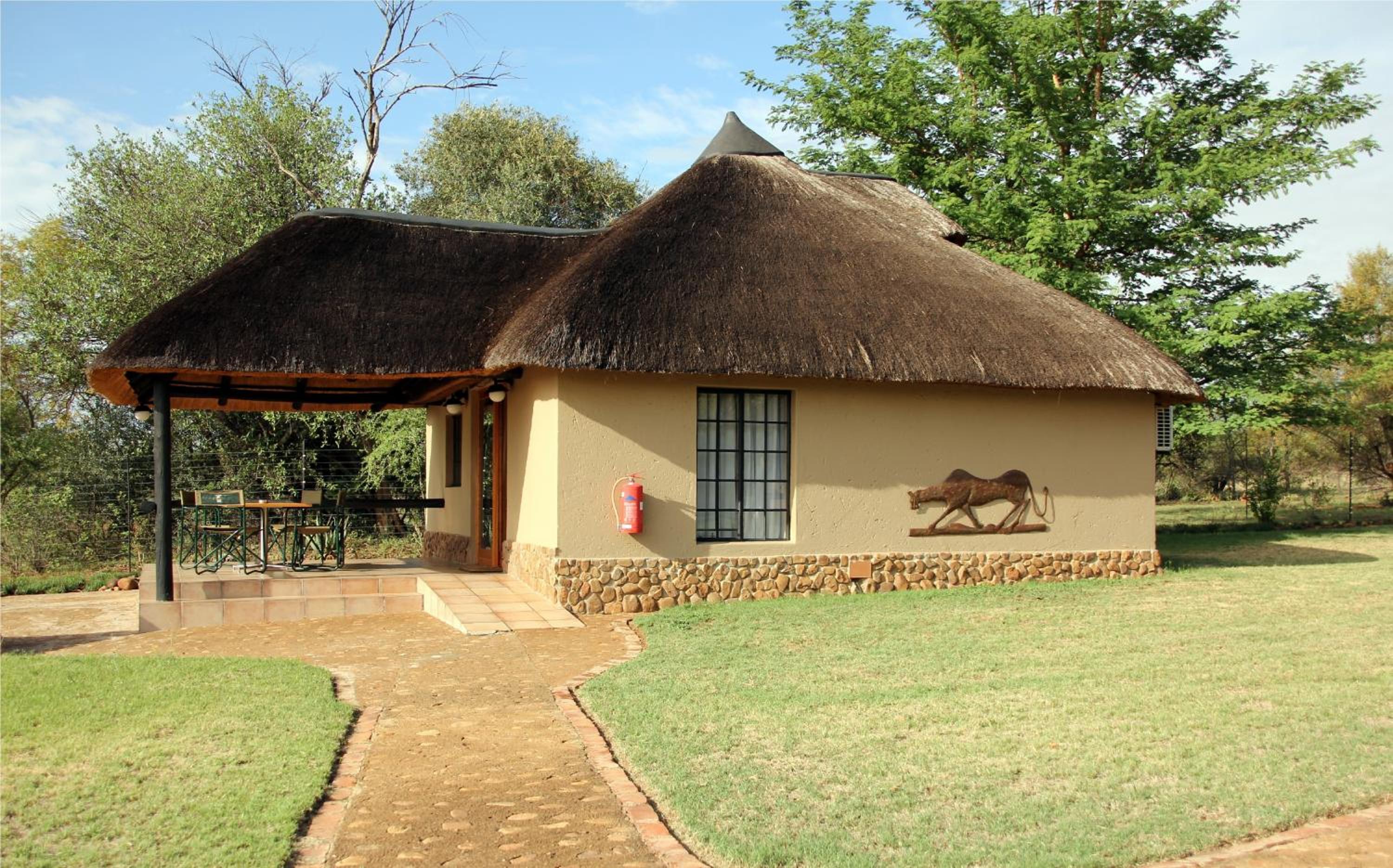 Ukutula Lodge & Game Reserve 5