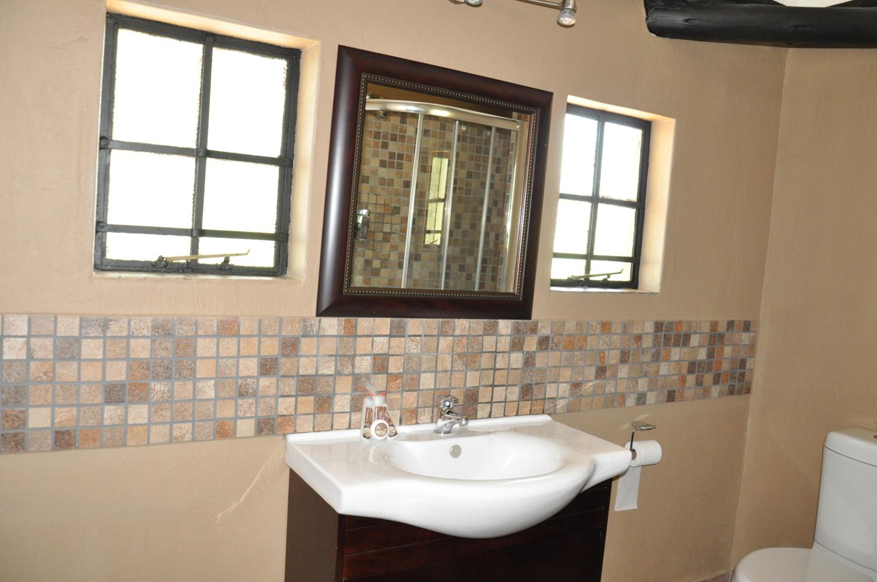 Ukutula Lodge & Game Reserve 31