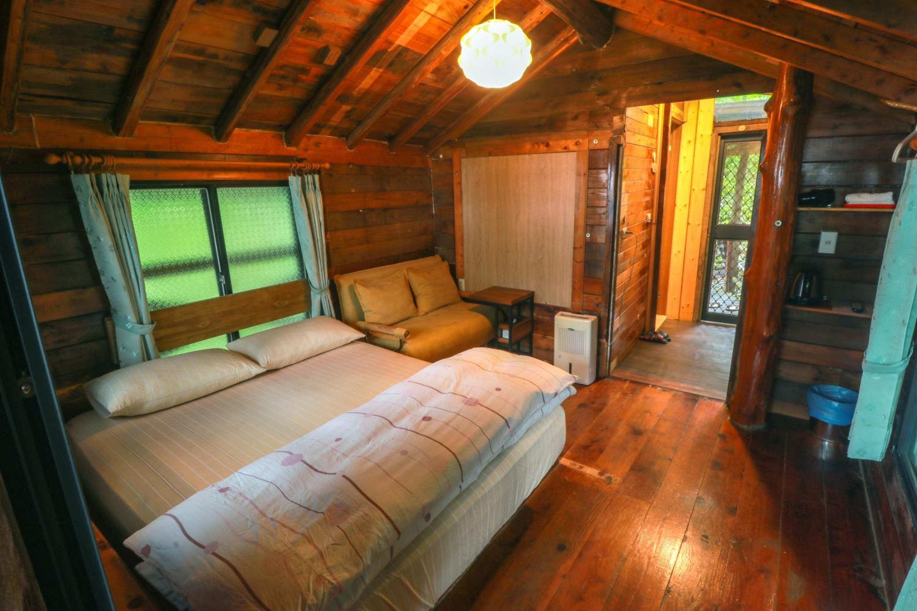 lai Home Country Cottage B&B