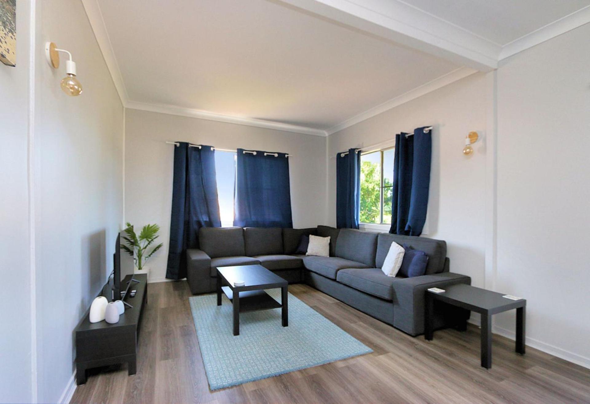 64 Bathurst Street