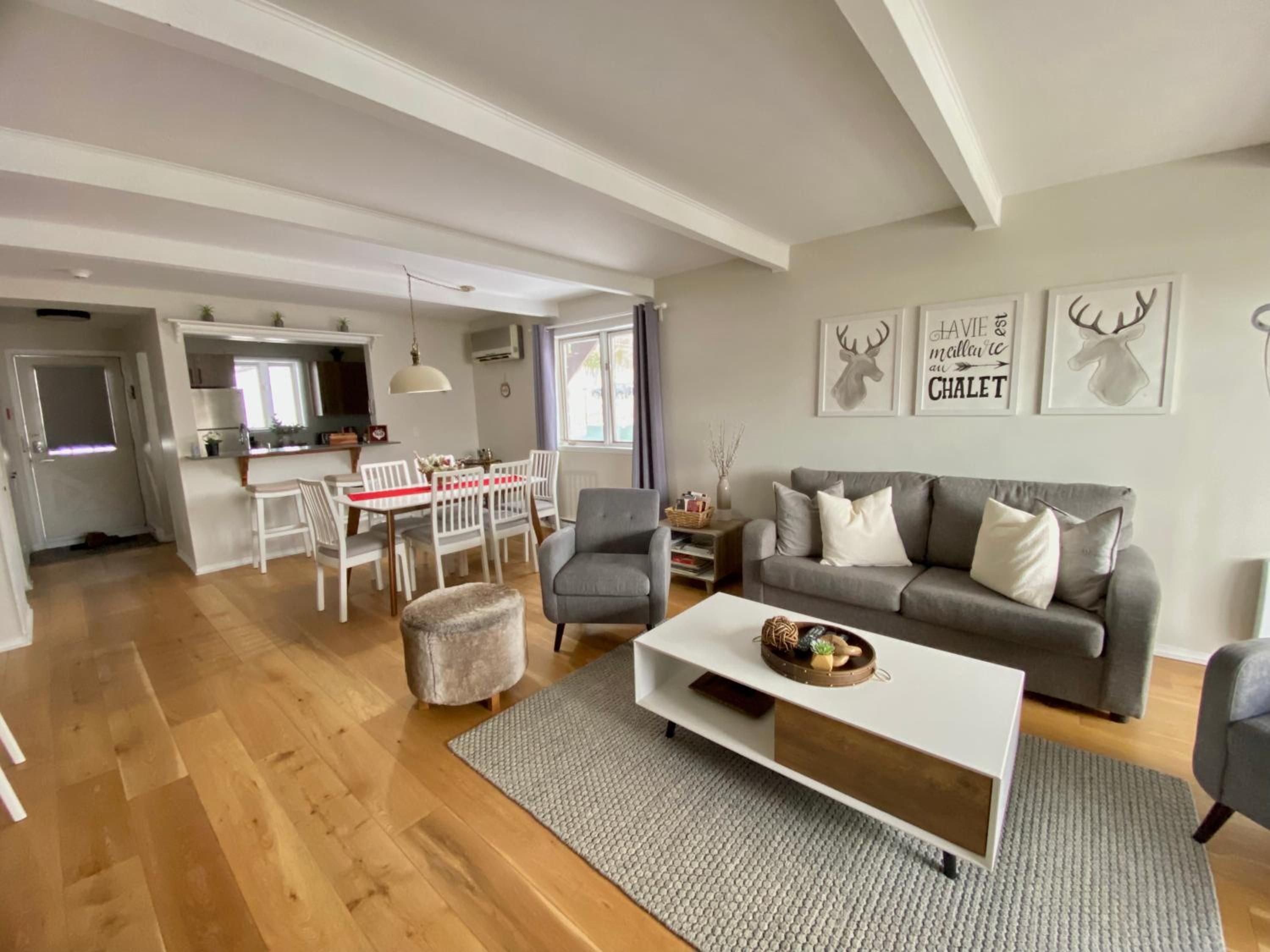 Mountain view fully renovated 6-8 people condo
