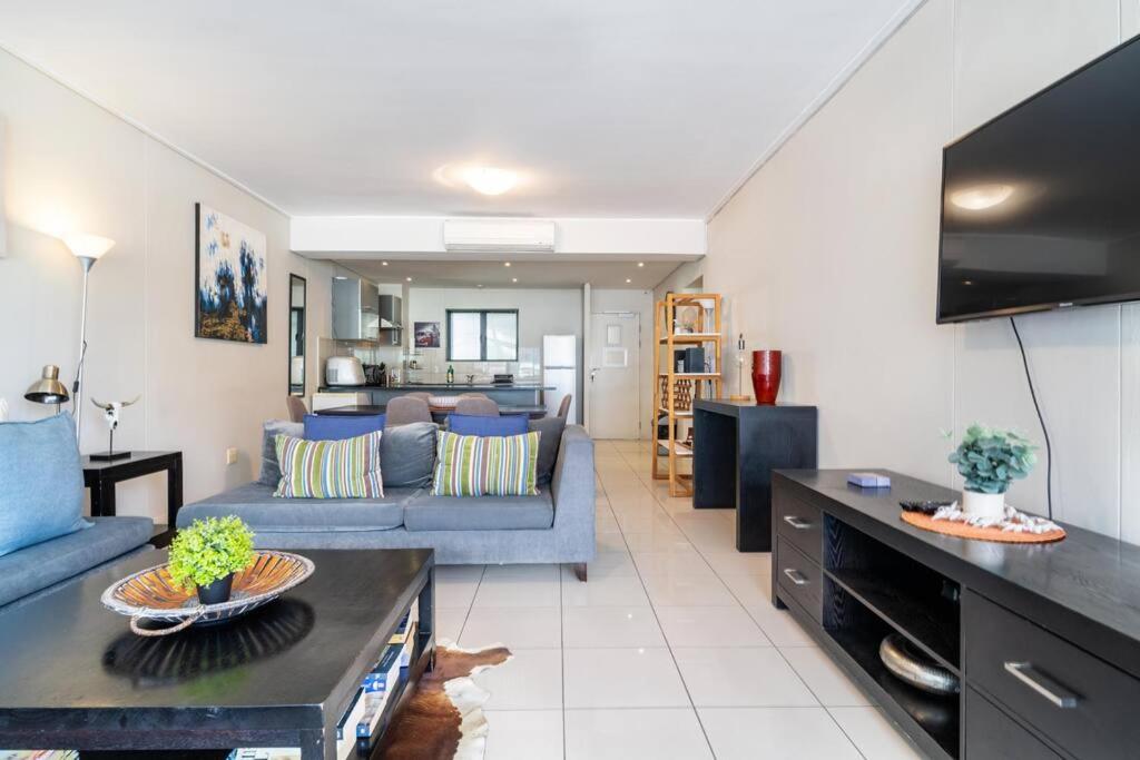 2 Bedroom - Nightlife explorer view 4