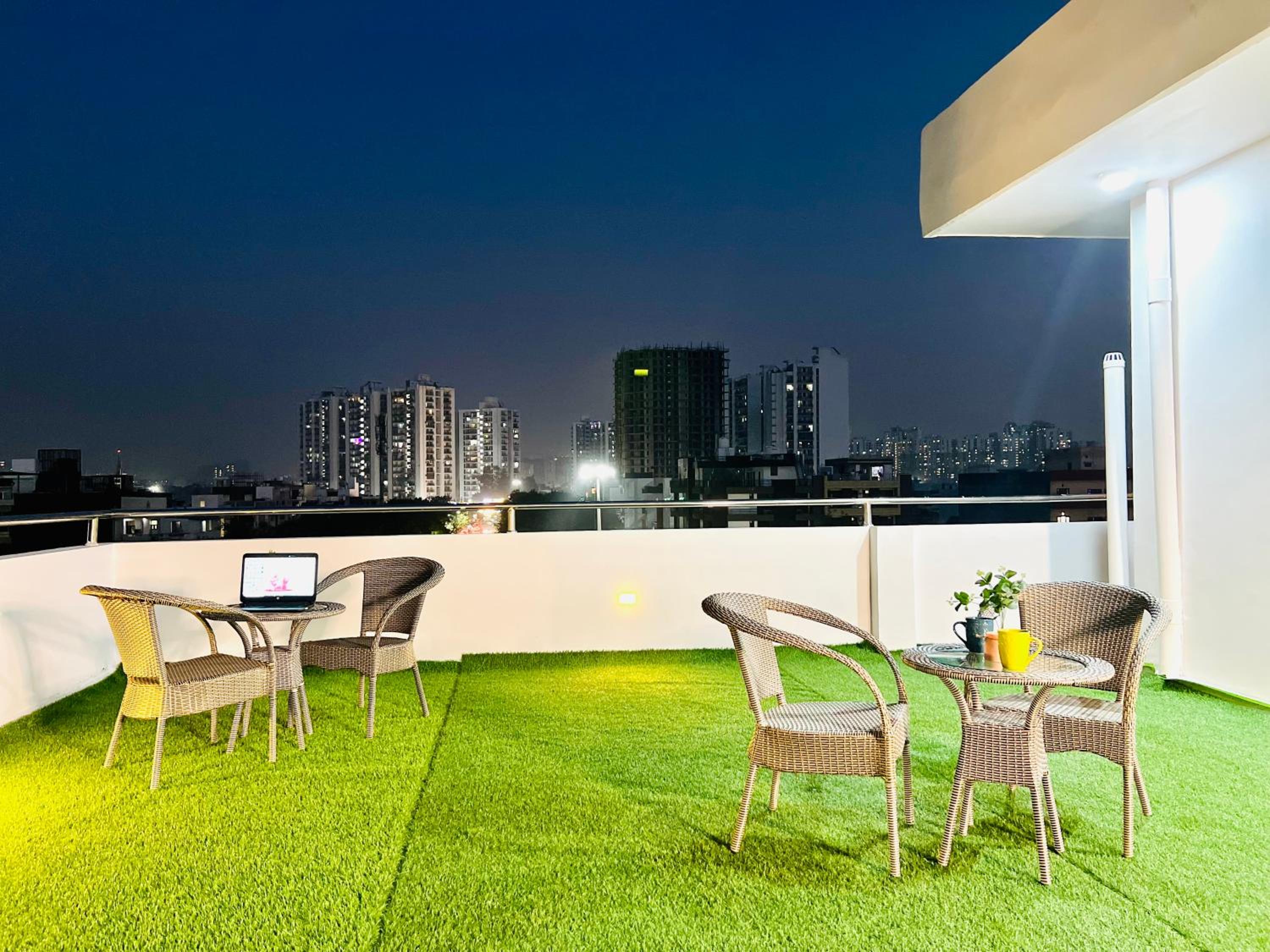 Olive Service Apartments - City Centre Noida view 2