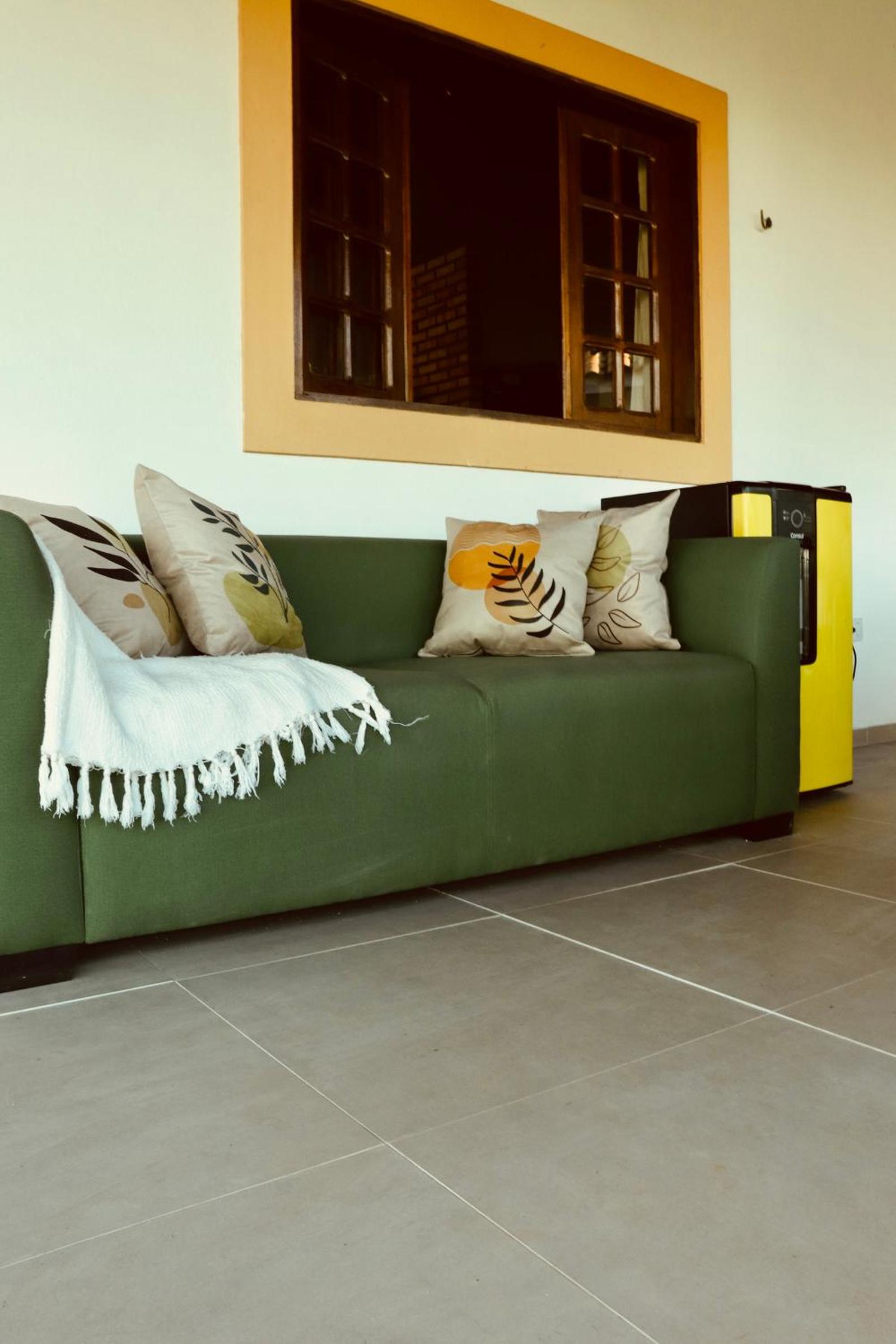 Casa com piscina, privativa, diarista, em condomínio, Bonito-Pe
