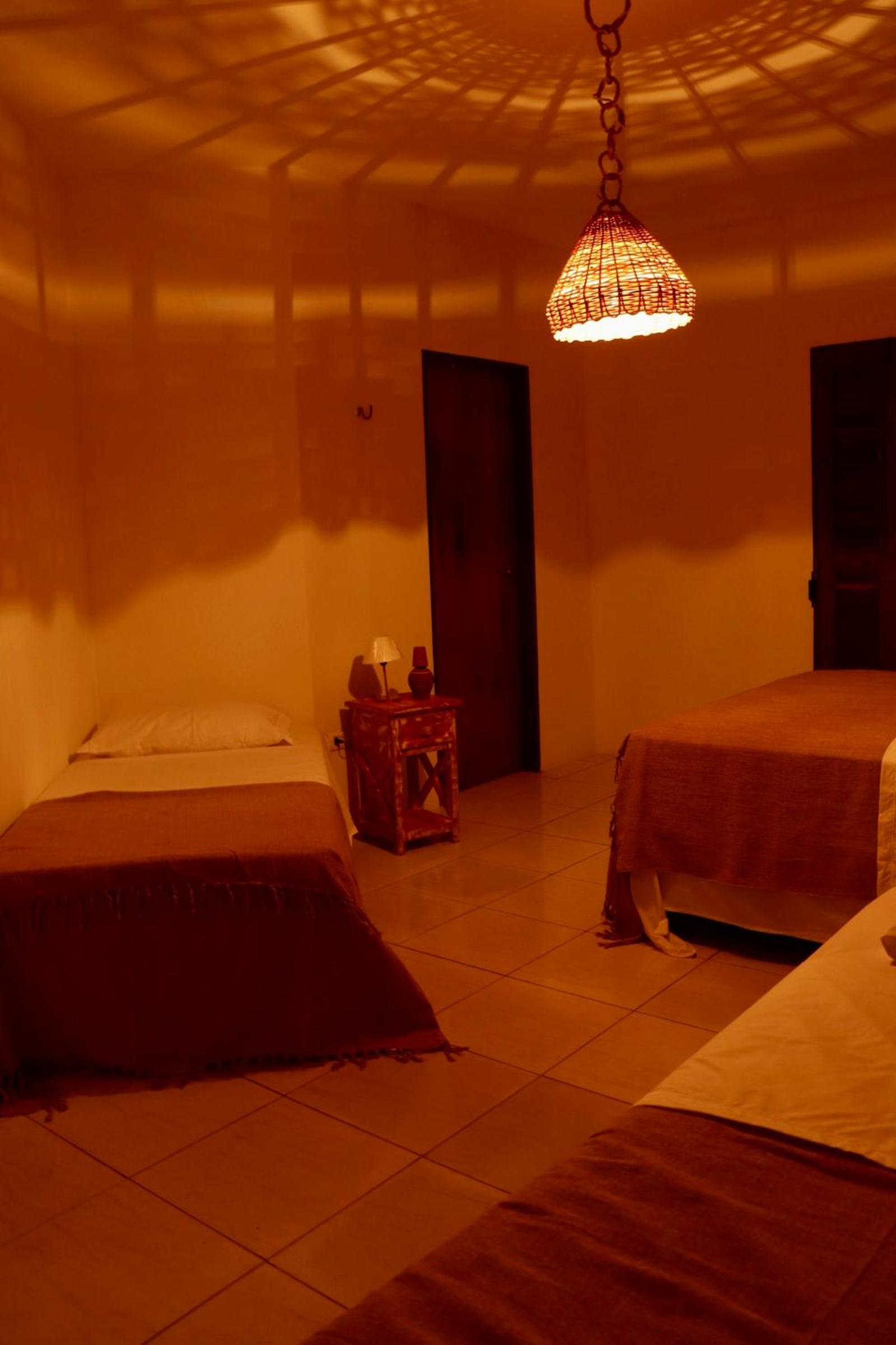 Casa com piscina, privativa, diarista, em condomínio, Bonito-Pe